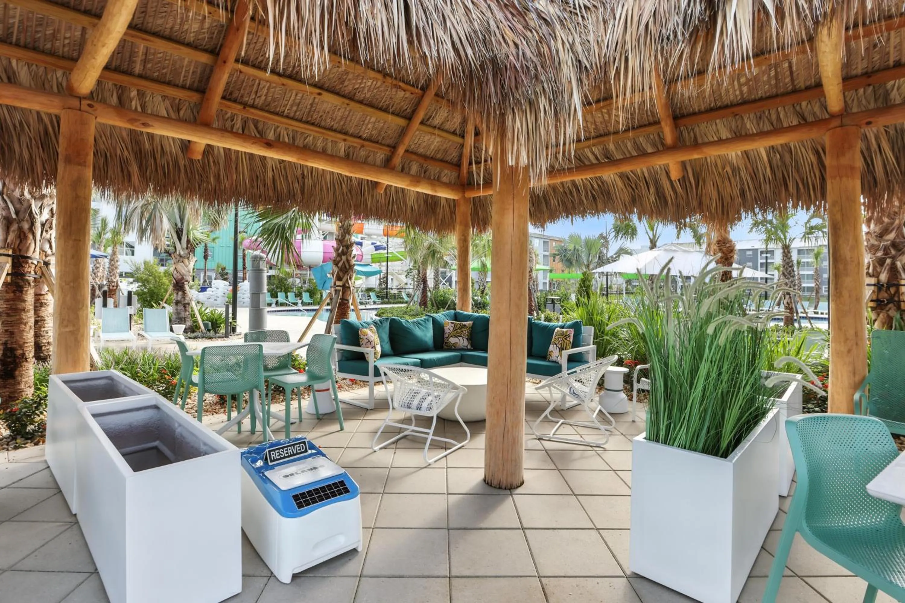 sunbed in Villatel Orlando Resort