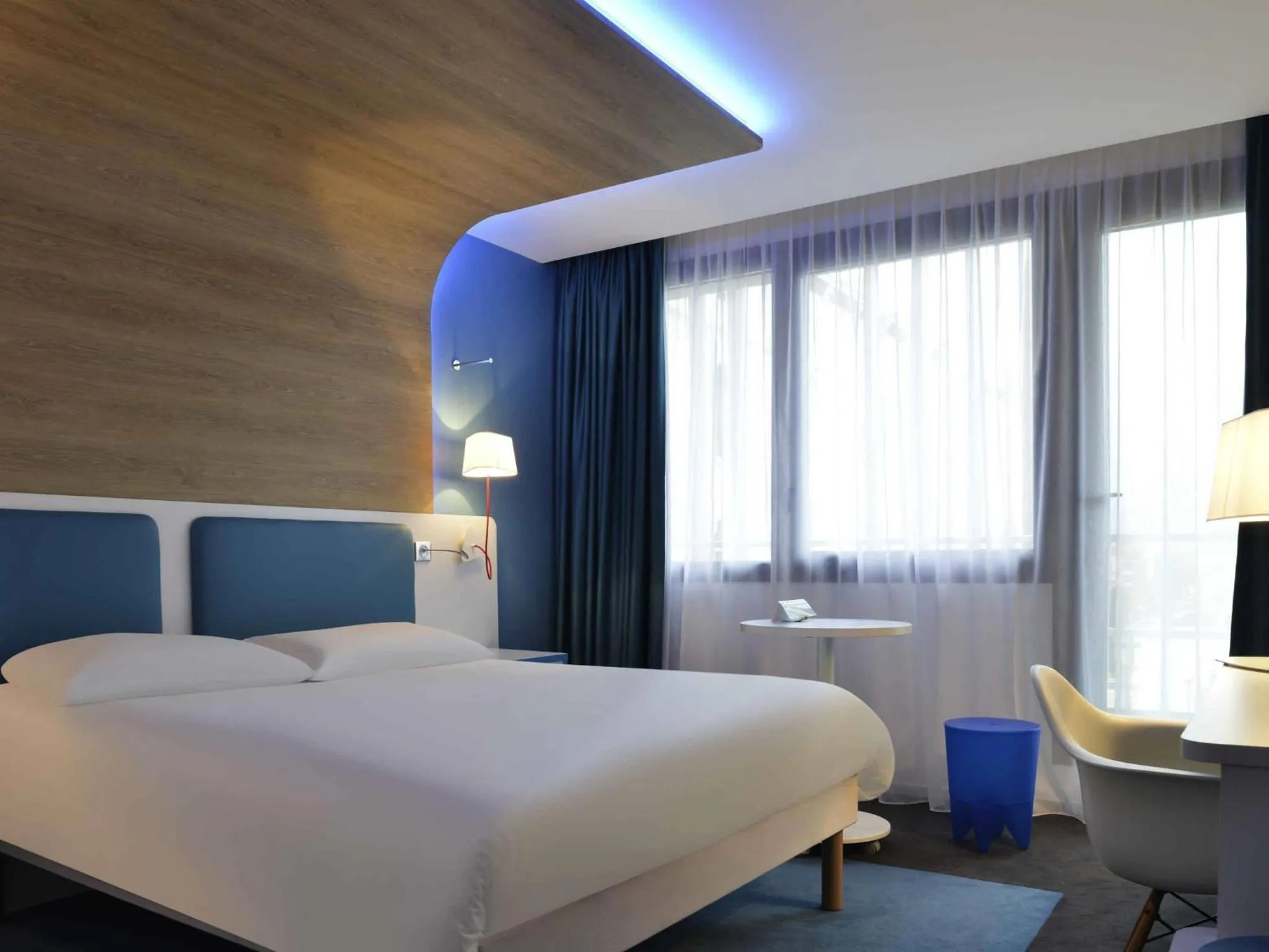 Bedroom, Bed in ibis Styles Montelimar Centre