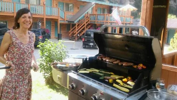 BBQ facilities in Ouray Inn