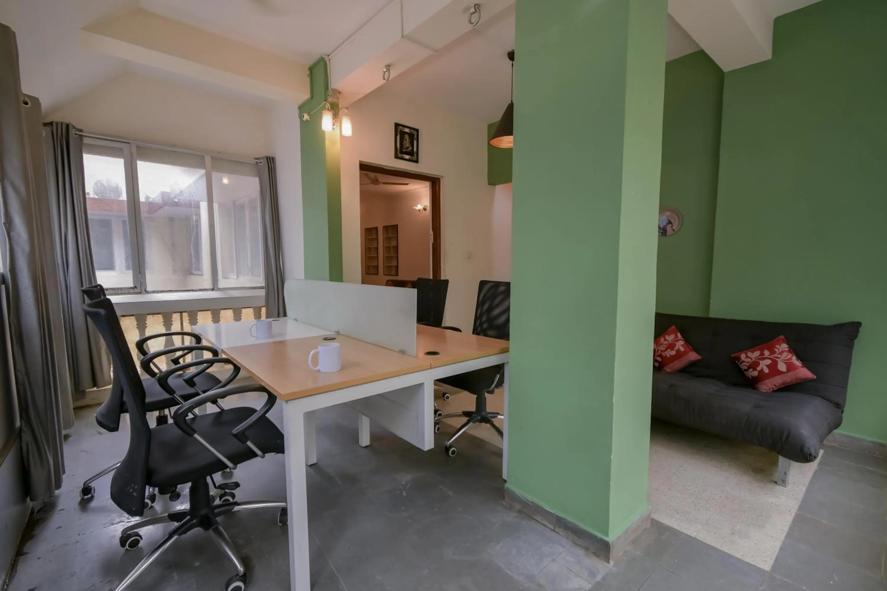 Snore Summore, Hostel in Koramangala