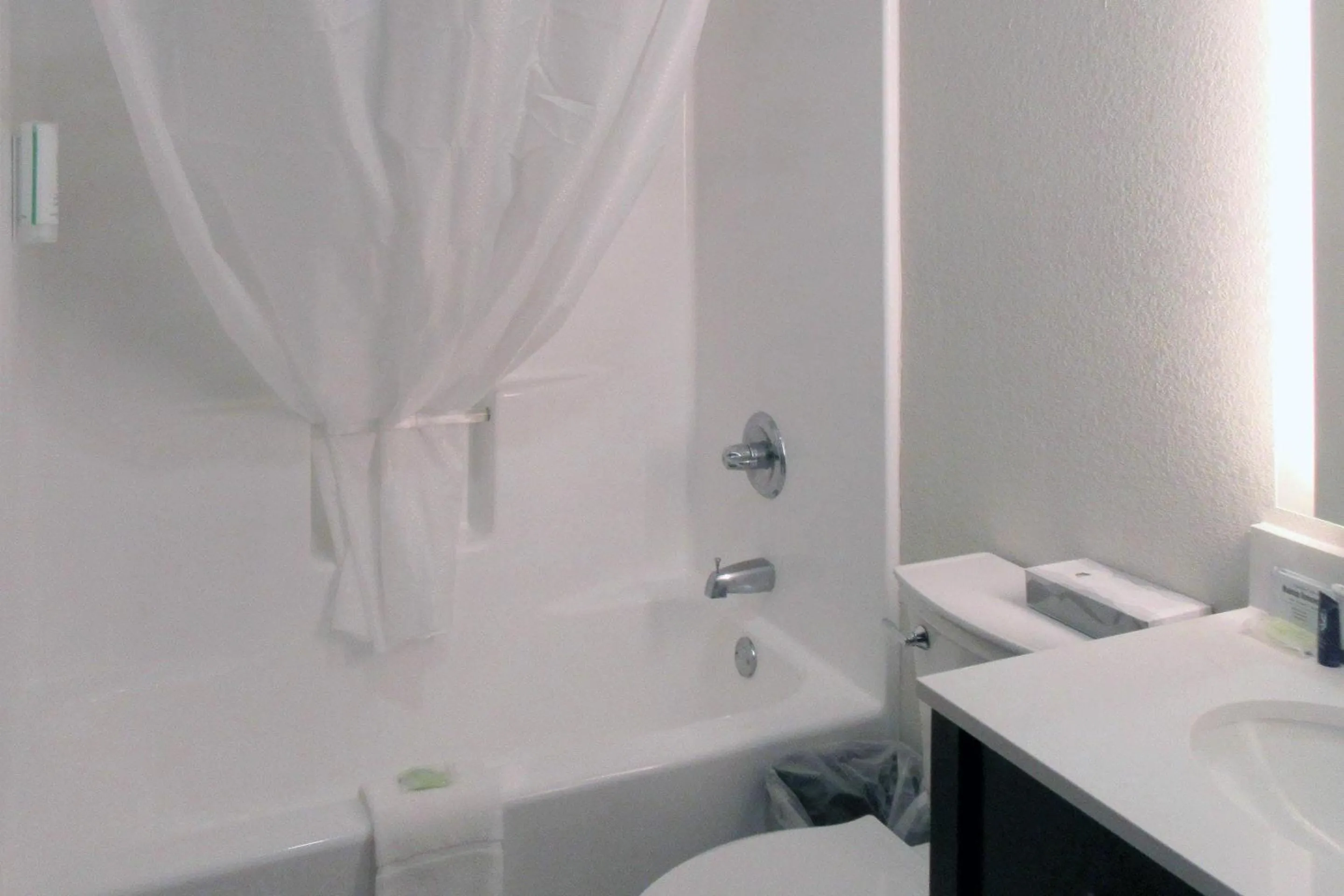 Bedroom in Sleep Inn Marion - Cedar Rapids