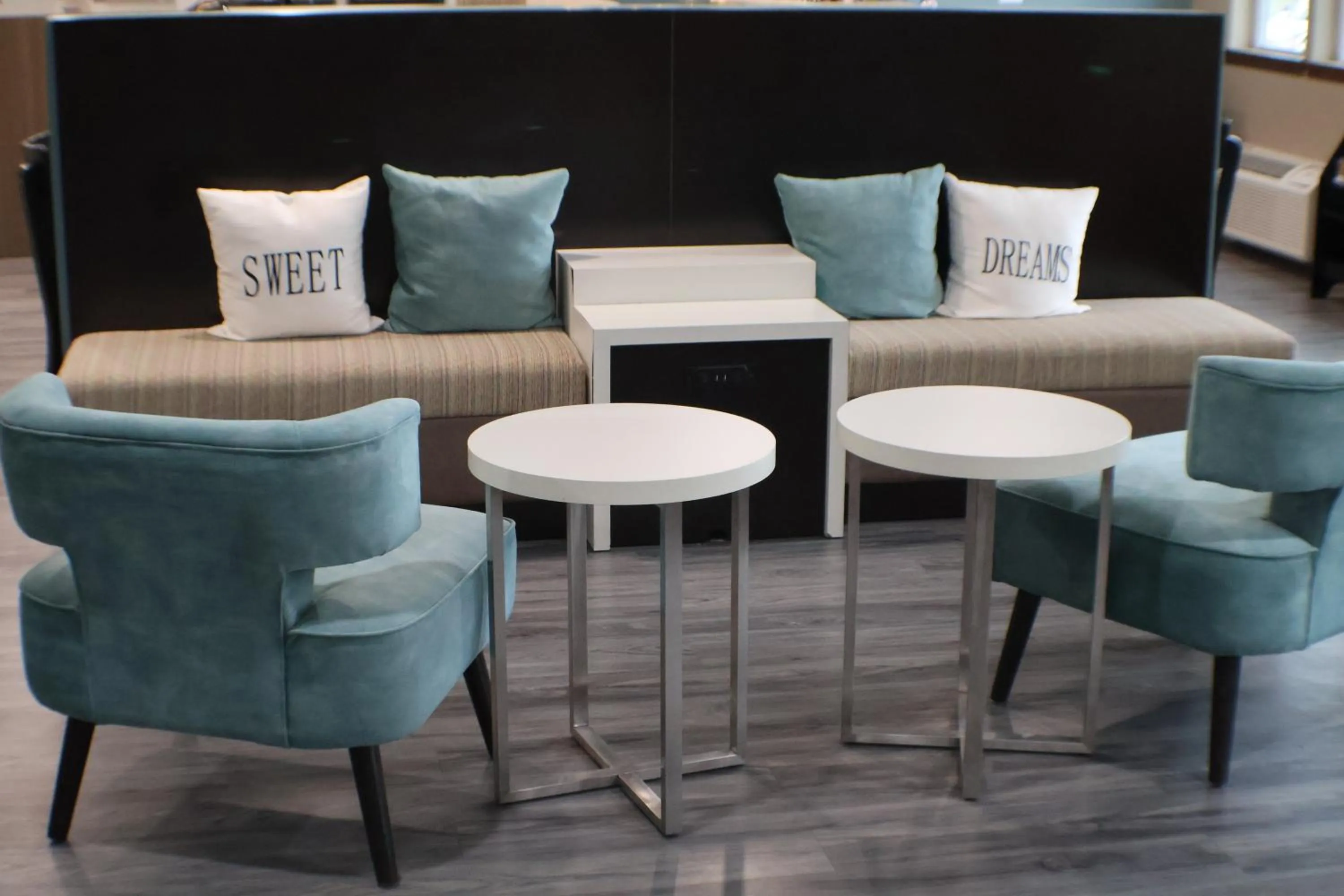 Lobby or reception in Sleep Inn Marion - Cedar Rapids