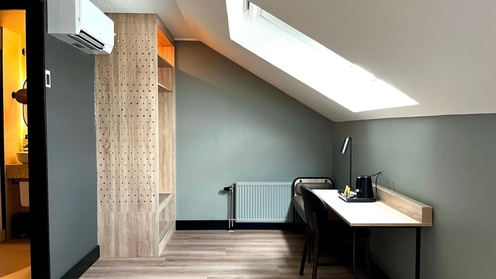 Bedroom in Campanile Hotel & Restaurant Zwolle