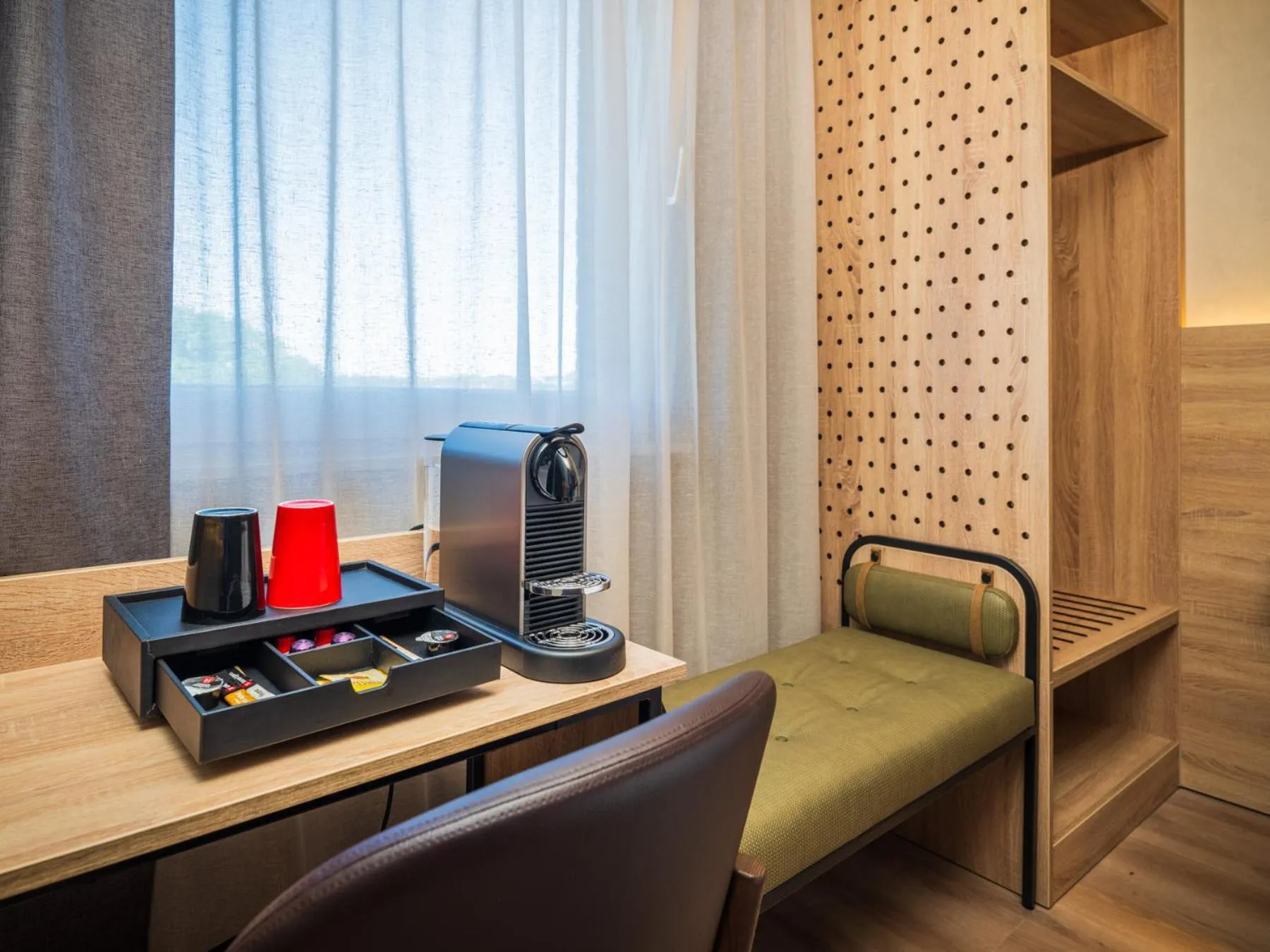 Coffee/tea facilities in Campanile Hotel & Restaurant Zwolle