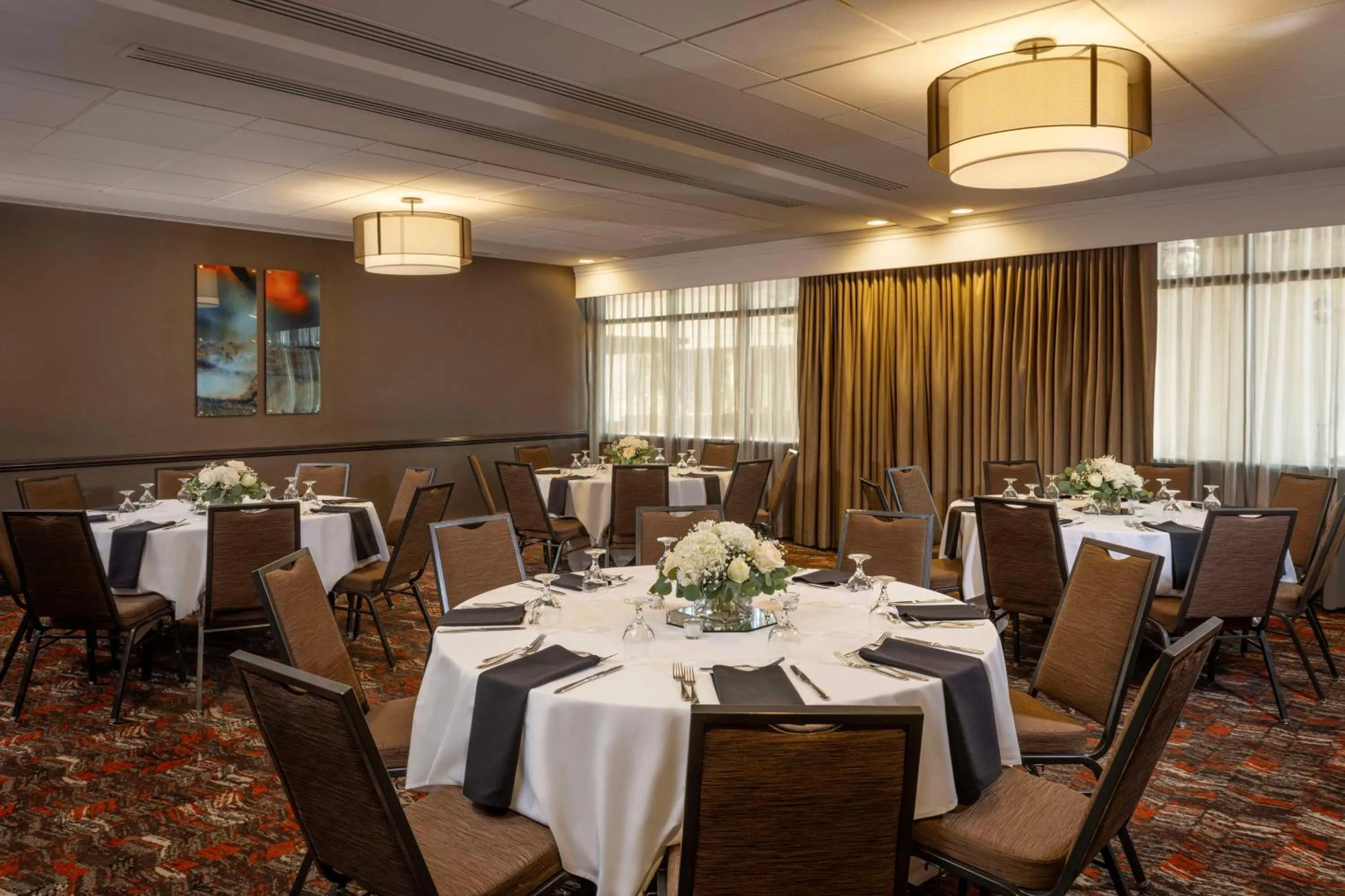 Meeting/conference room in DoubleTree by Hilton San Bernardino