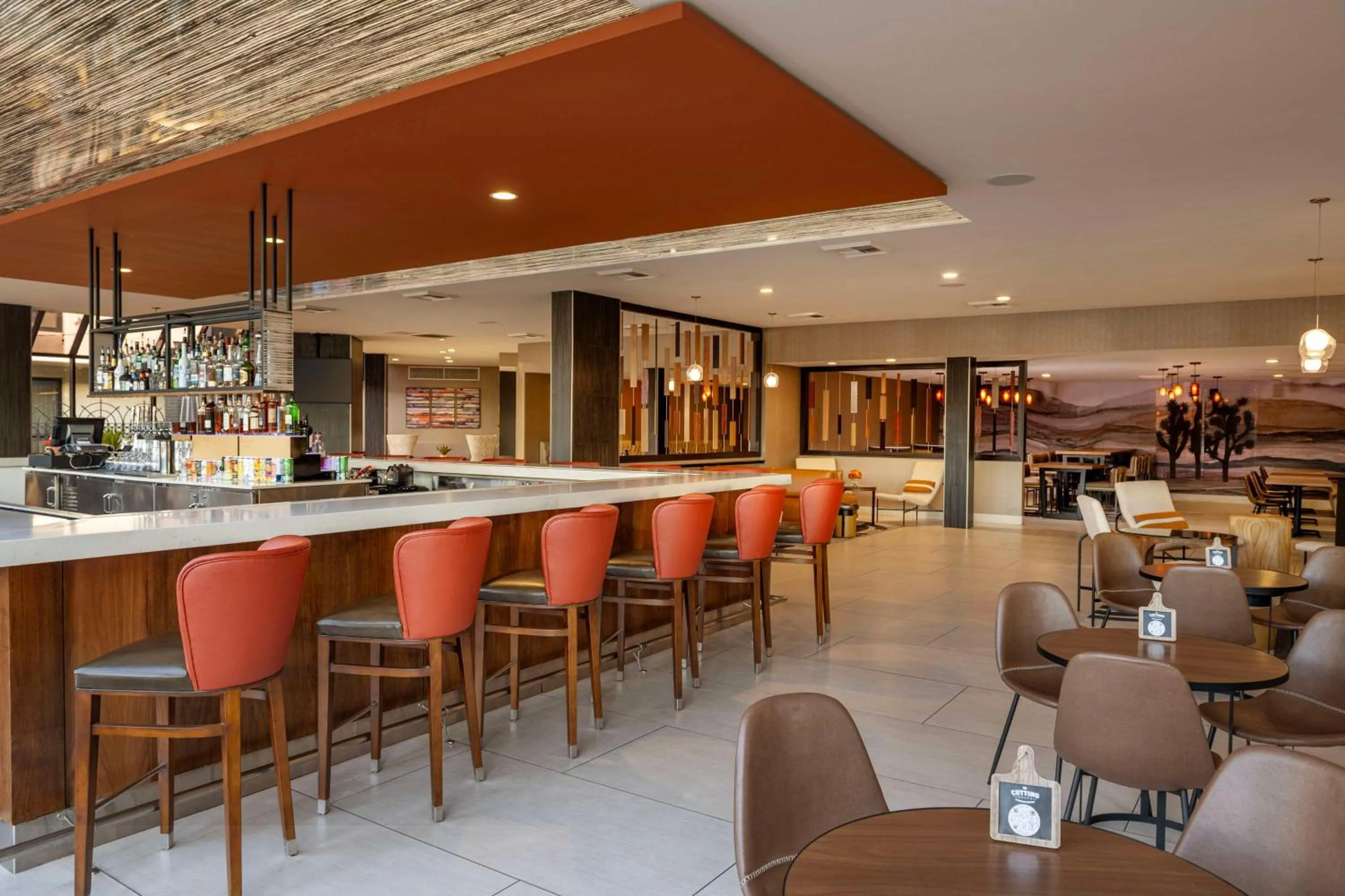 Restaurant/places to eat in DoubleTree by Hilton San Bernardino