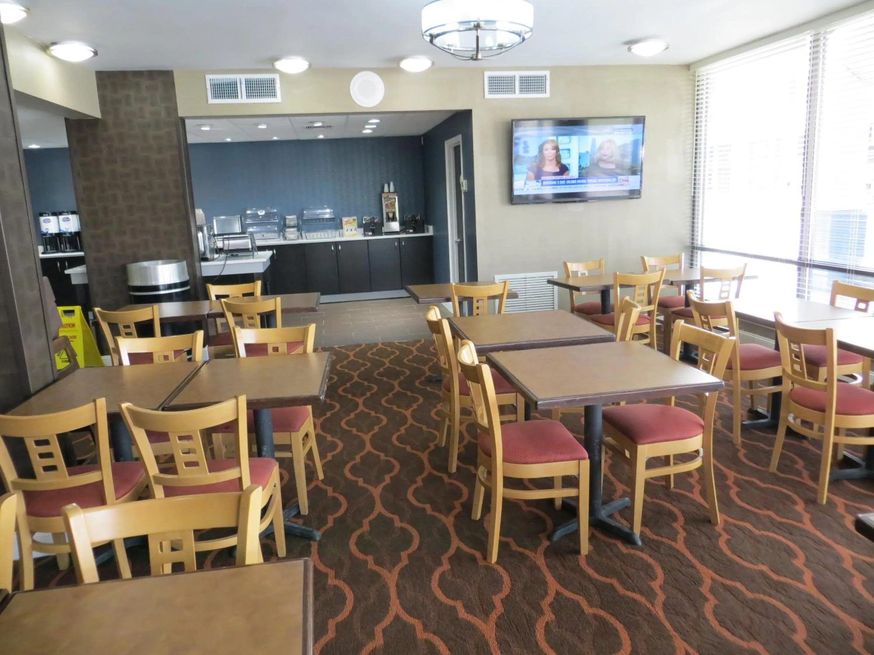 Restaurant/places to eat in Baymont Inn & Suites by Wyndham Florence