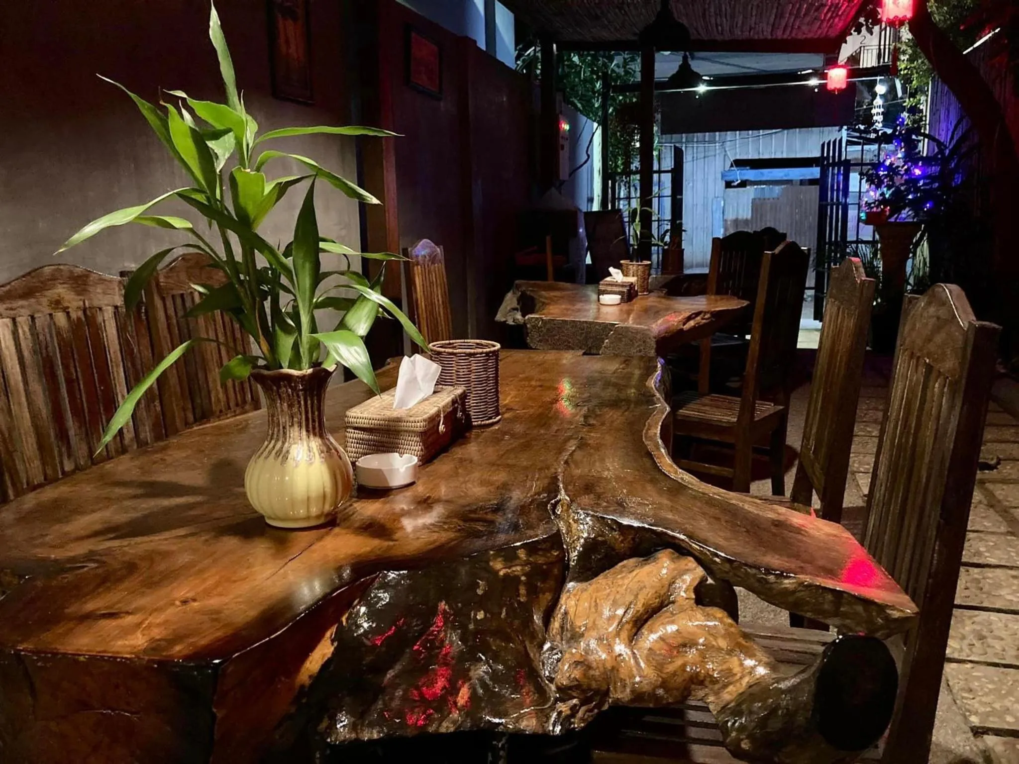 Restaurant/places to eat in Lotus Haven Villa