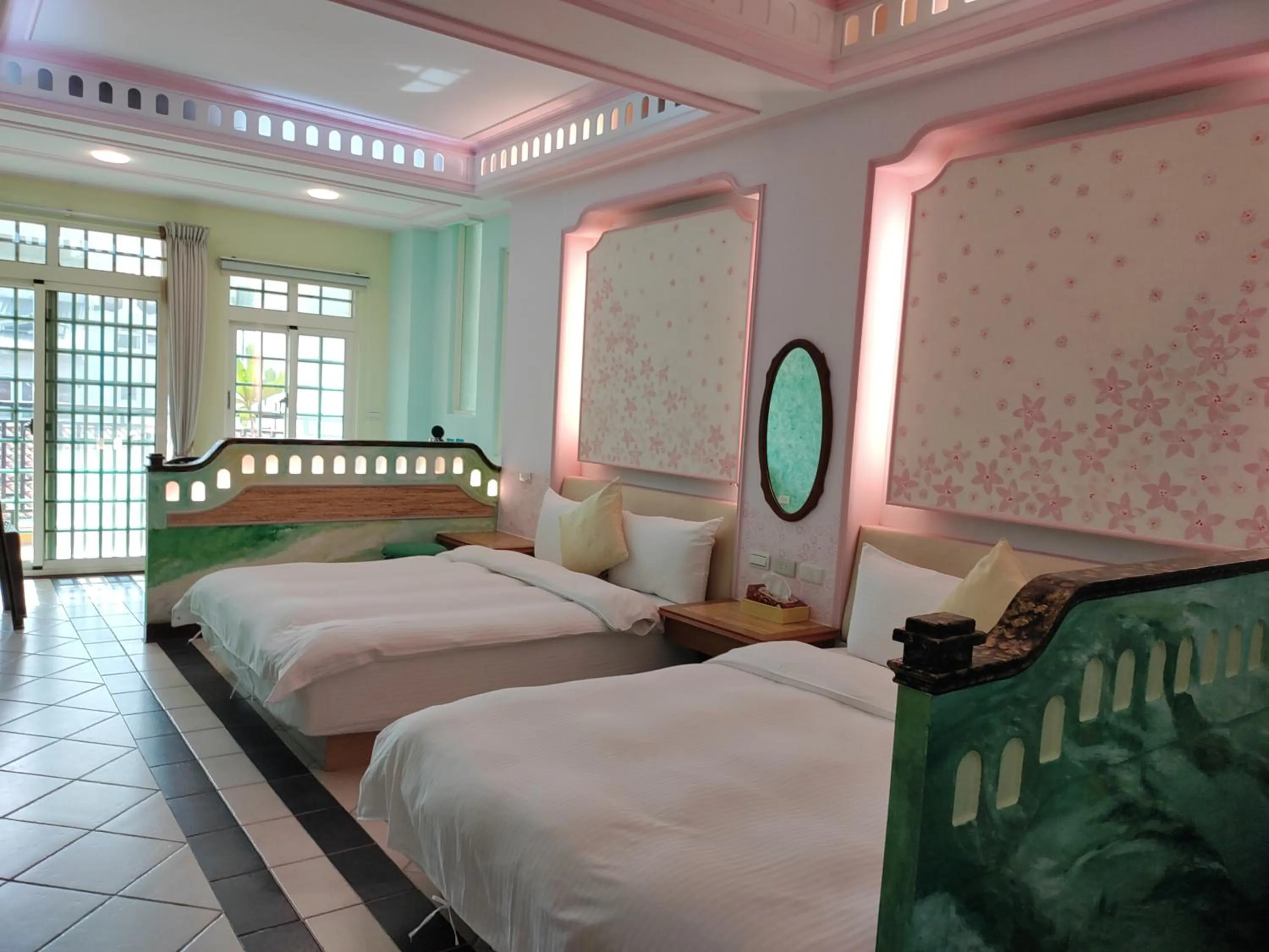 Photo of the whole room, Bed in Xing Yu Inn