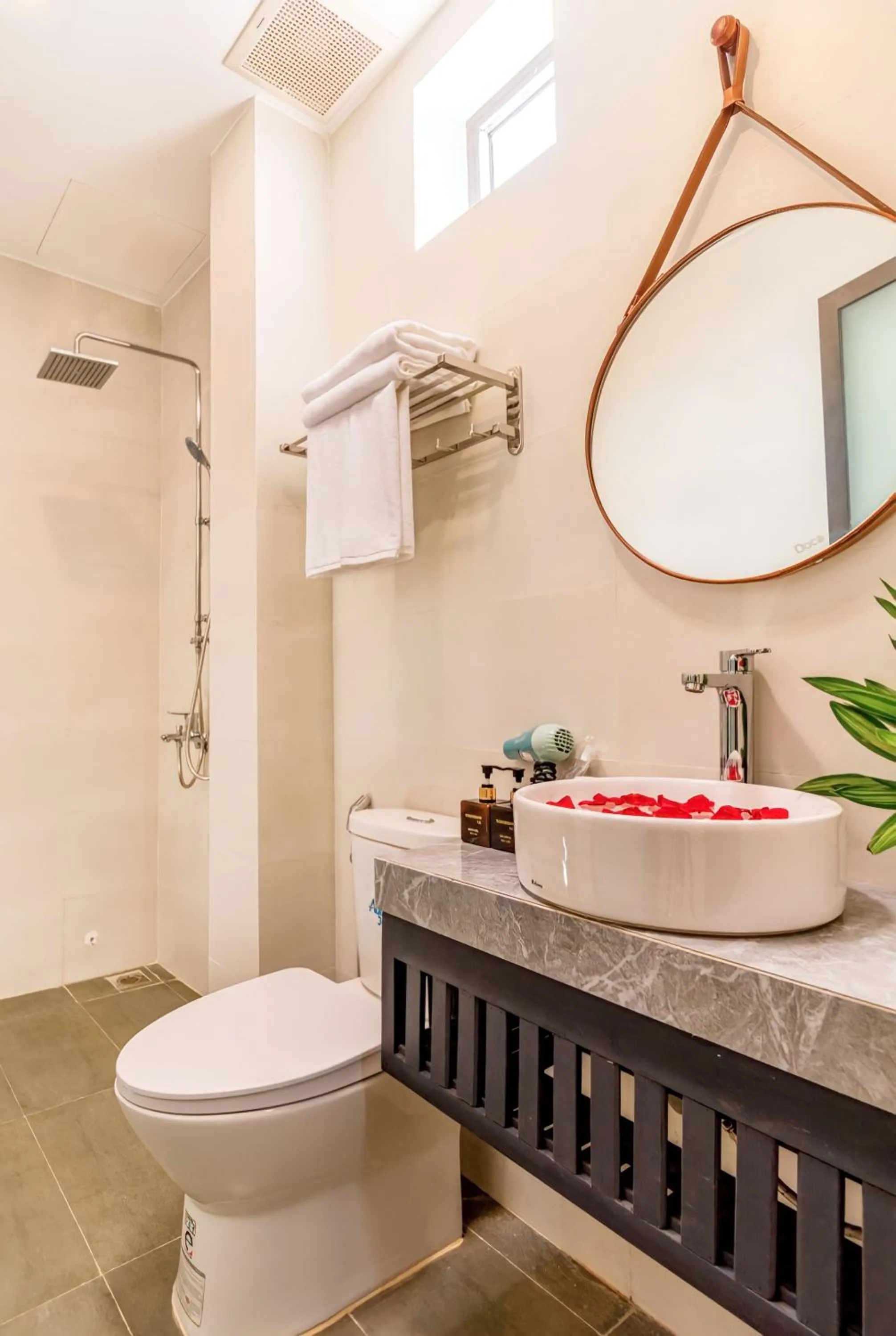 Toilet in Tomorrow Hoi An Villa