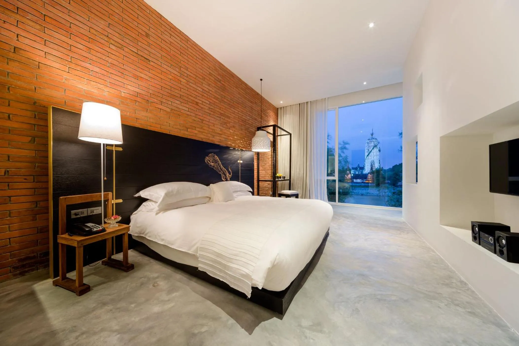 View (from property/room), Bed in Sala Ayutthaya