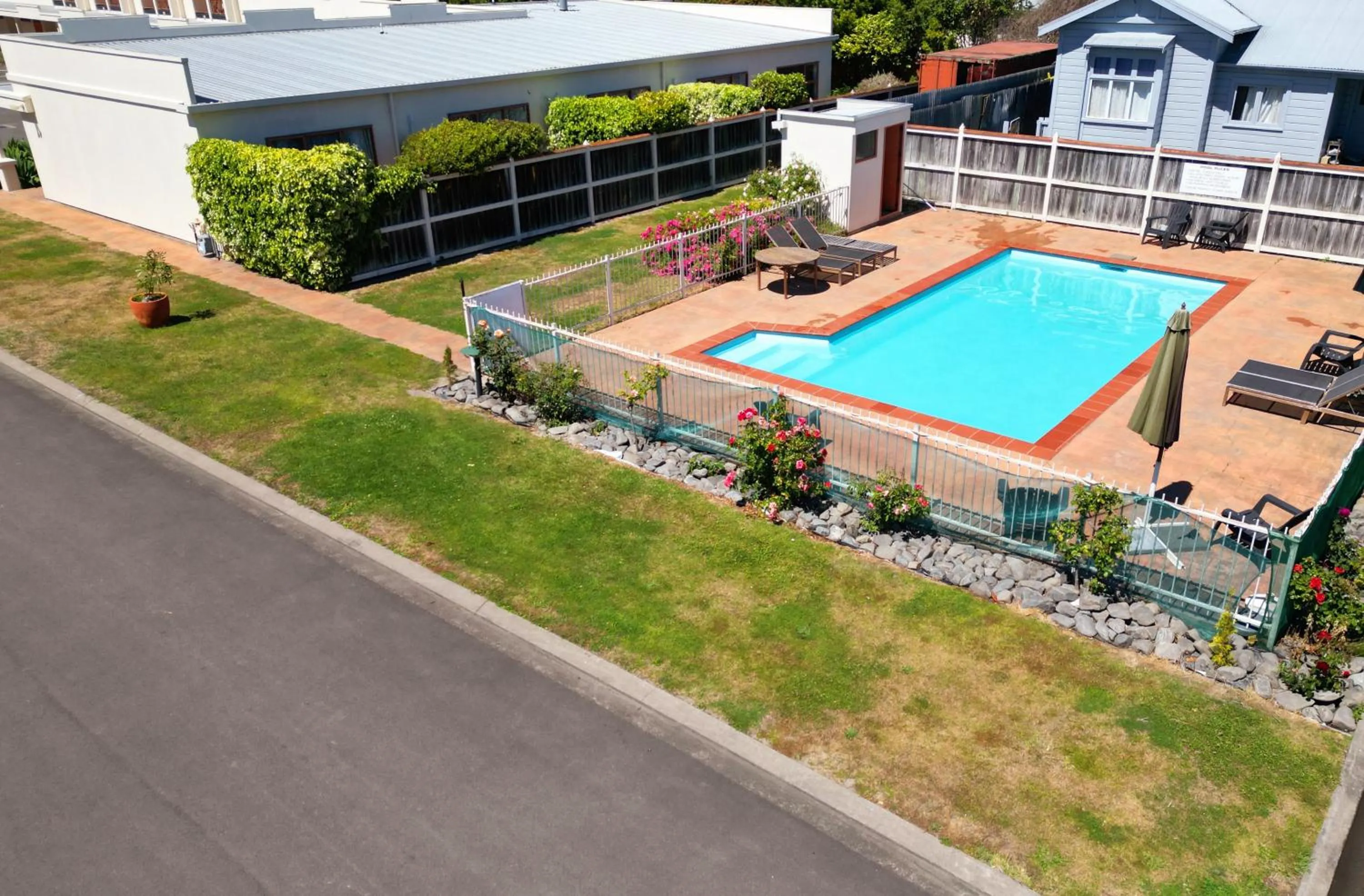 Swimming pool in Valdez Motor Lodge