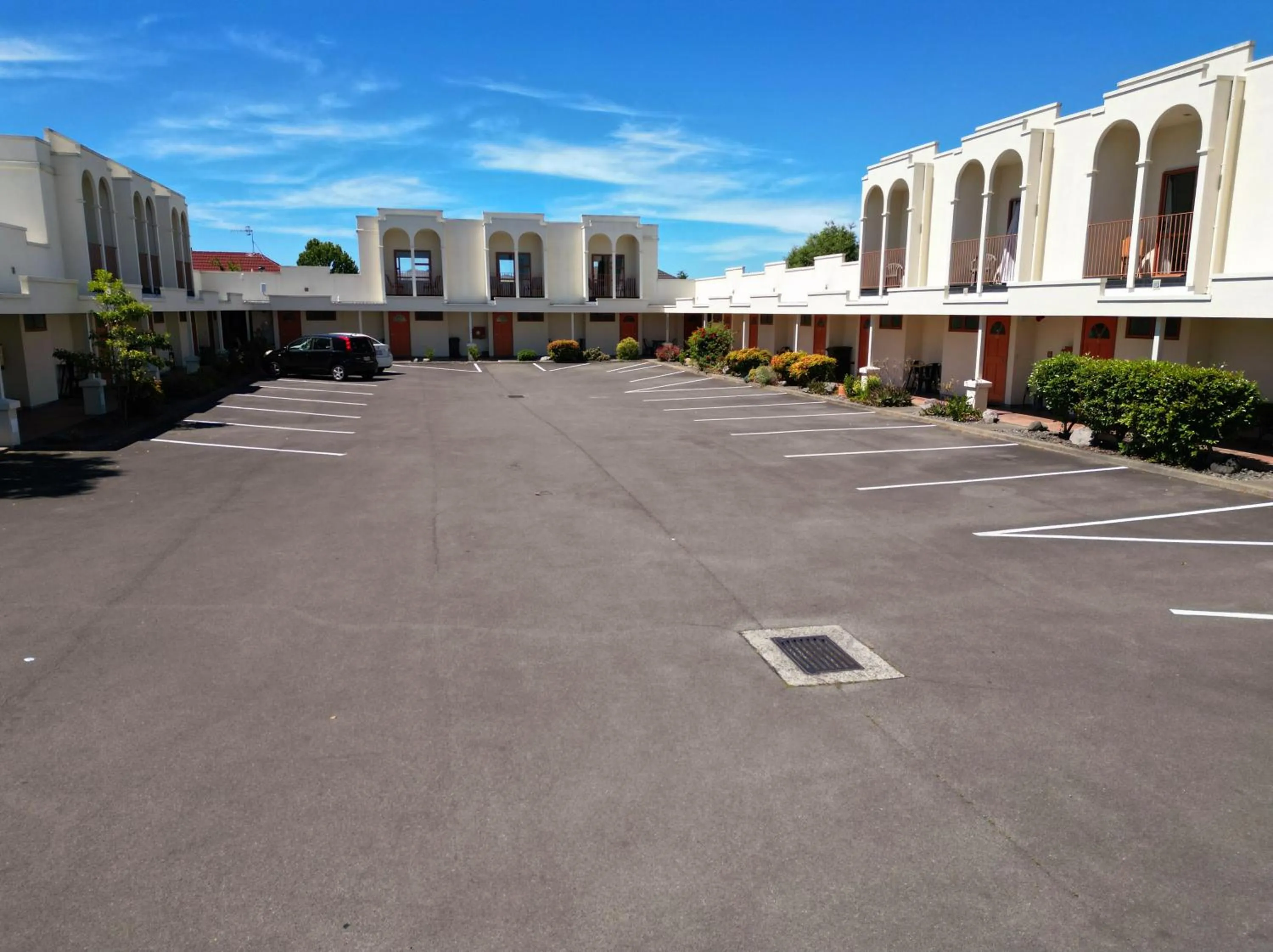 Parking in Valdez Motor Lodge