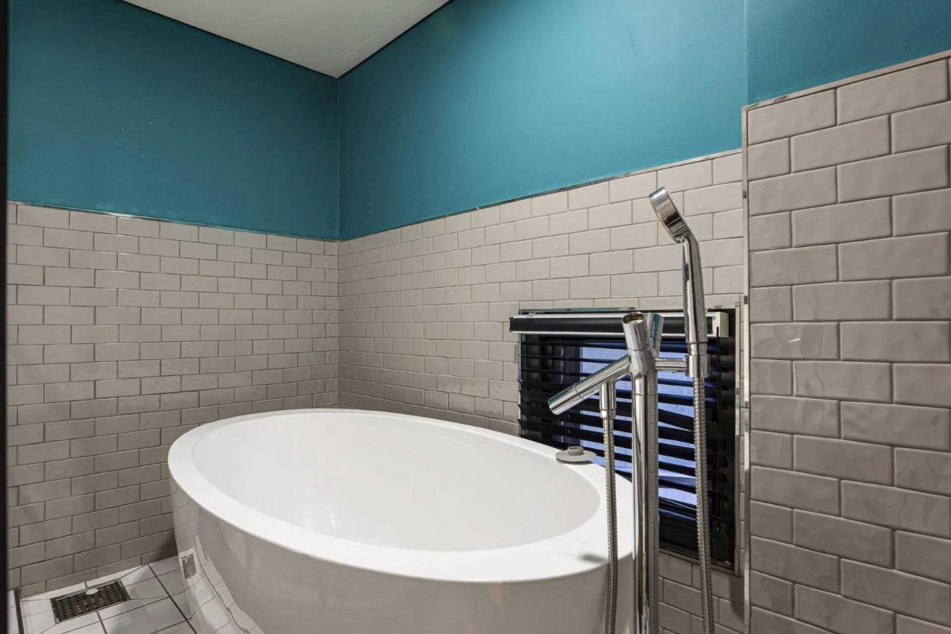 Bathroom in H-AVENUE Hotel Yeoksam