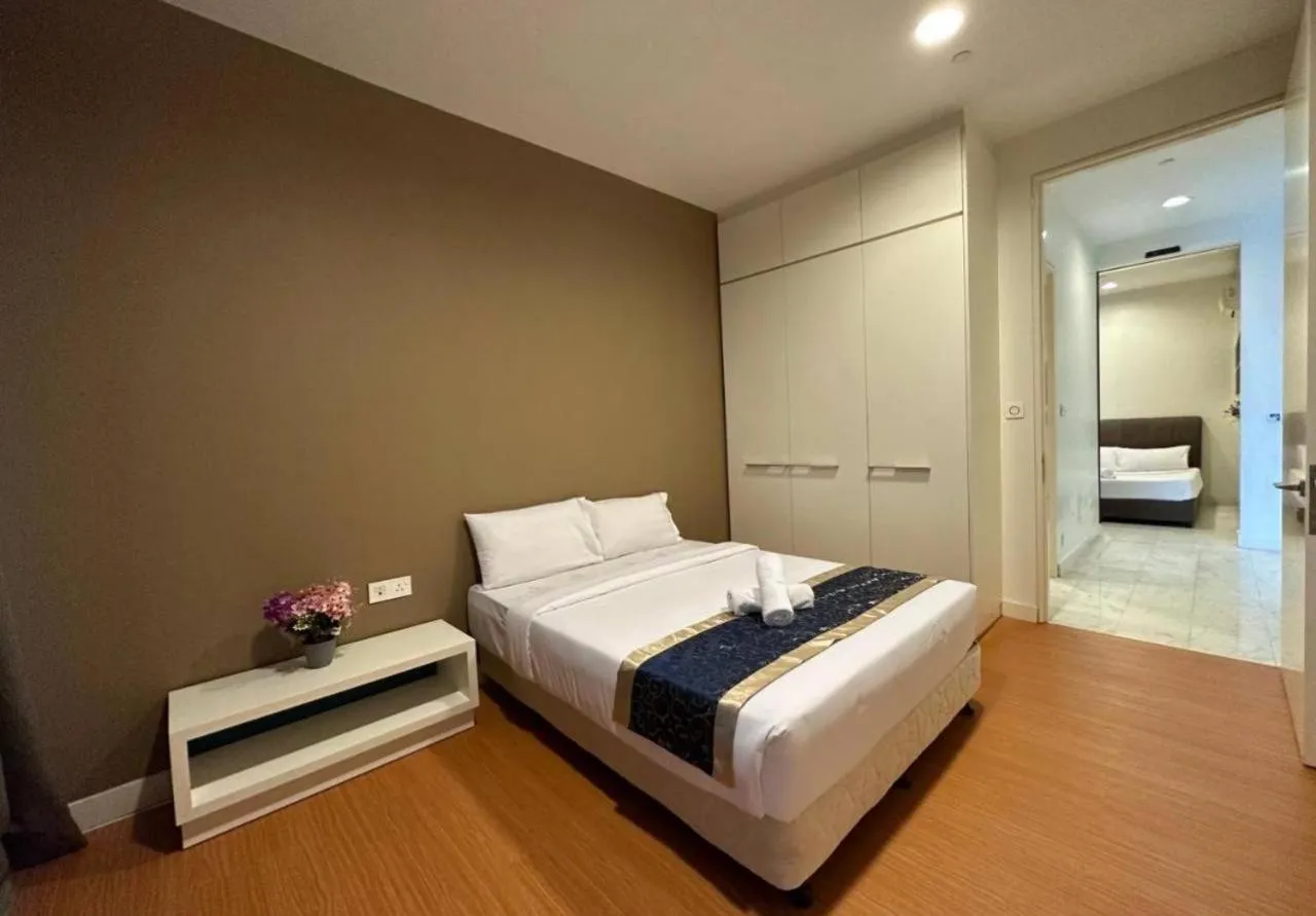 Bed in Platinum KLCC By YA Noor