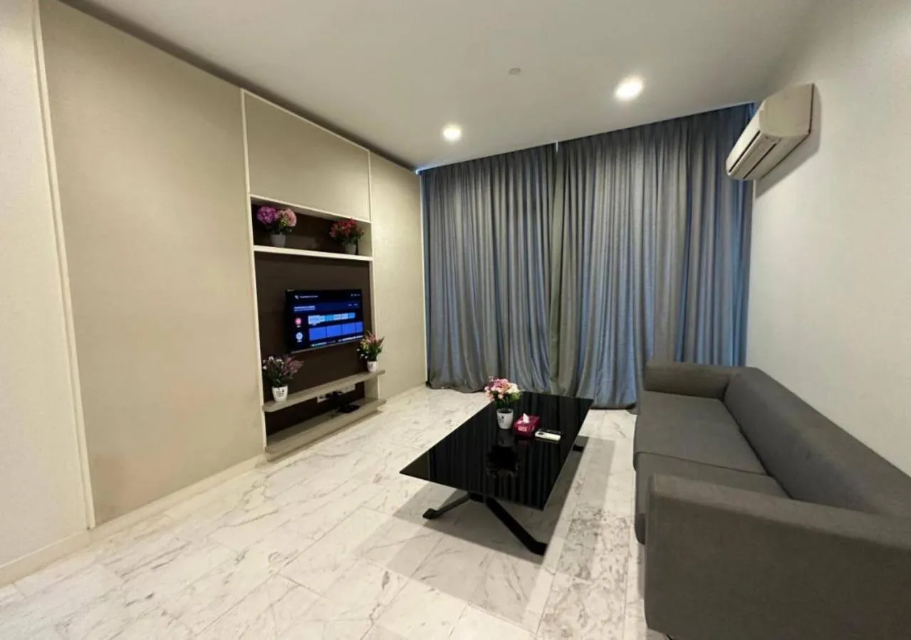 Platinum KLCC By YA Noor