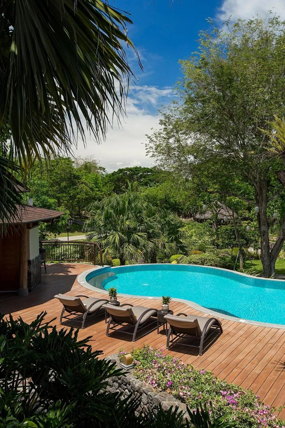 Pool view in El Jardin de Zaida
