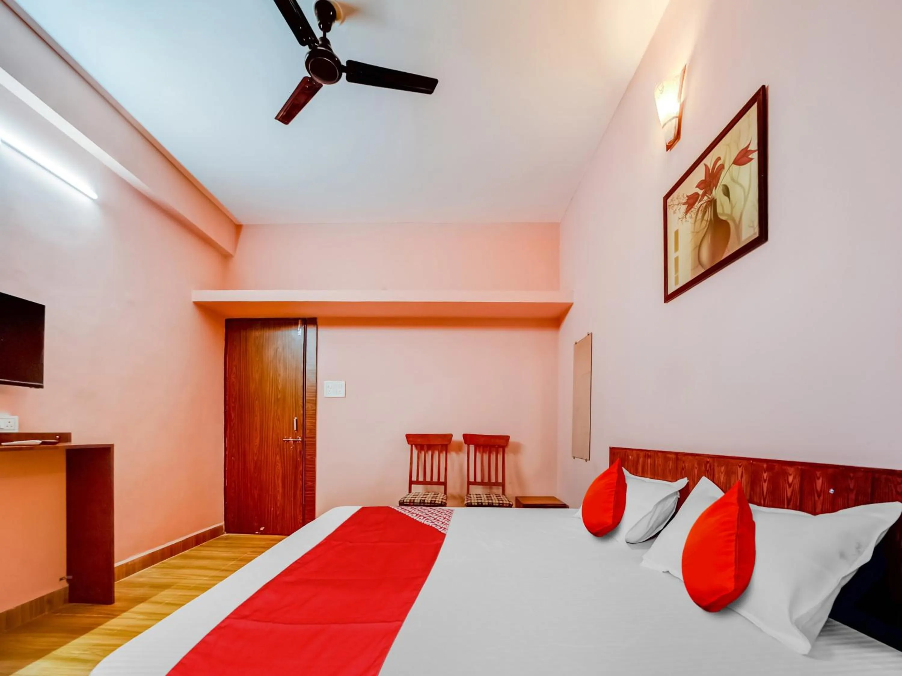 Bedroom, Bed in Hotel O Crown Square