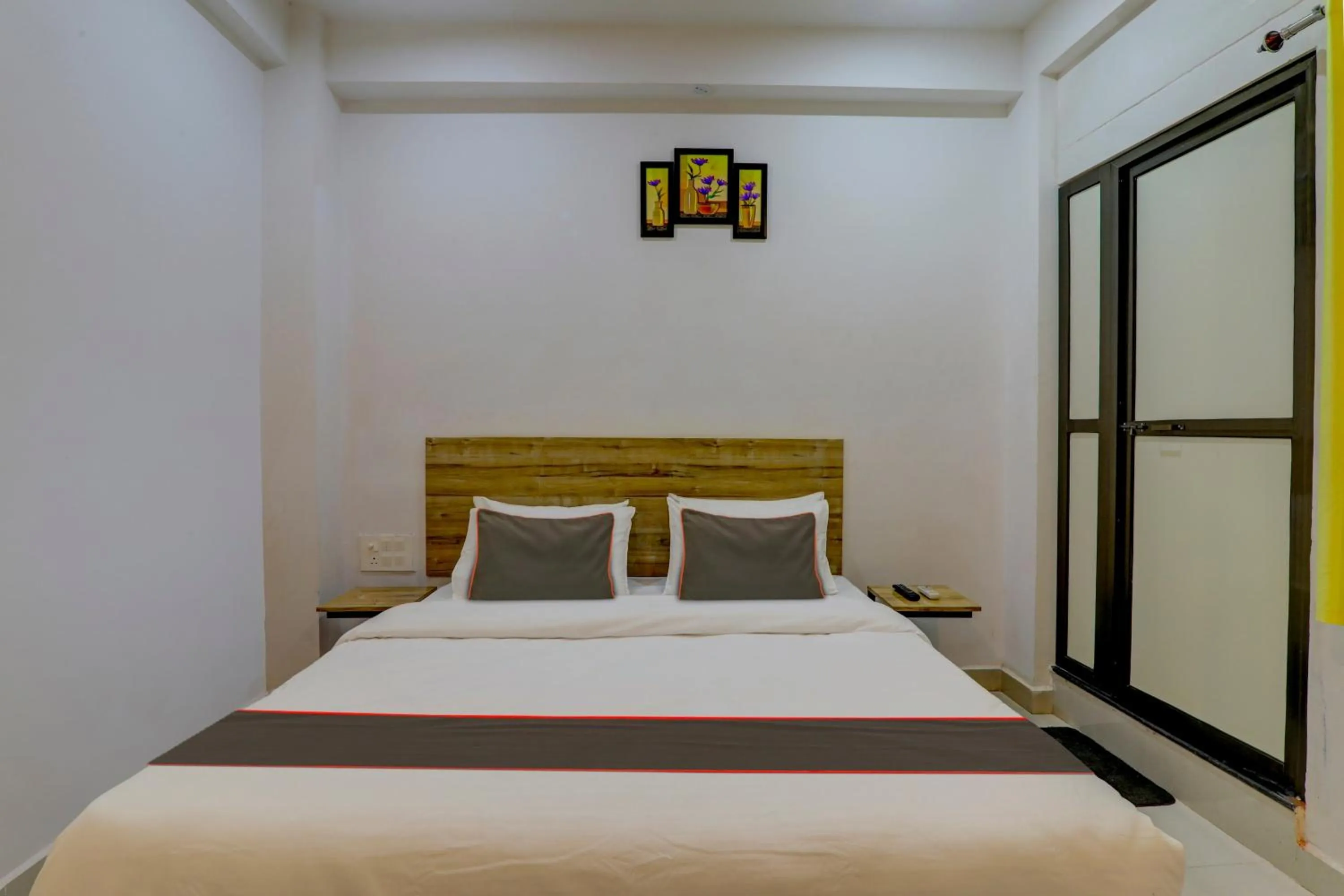 Bedroom, Bed in Super Collection O Paliwal's Paradise