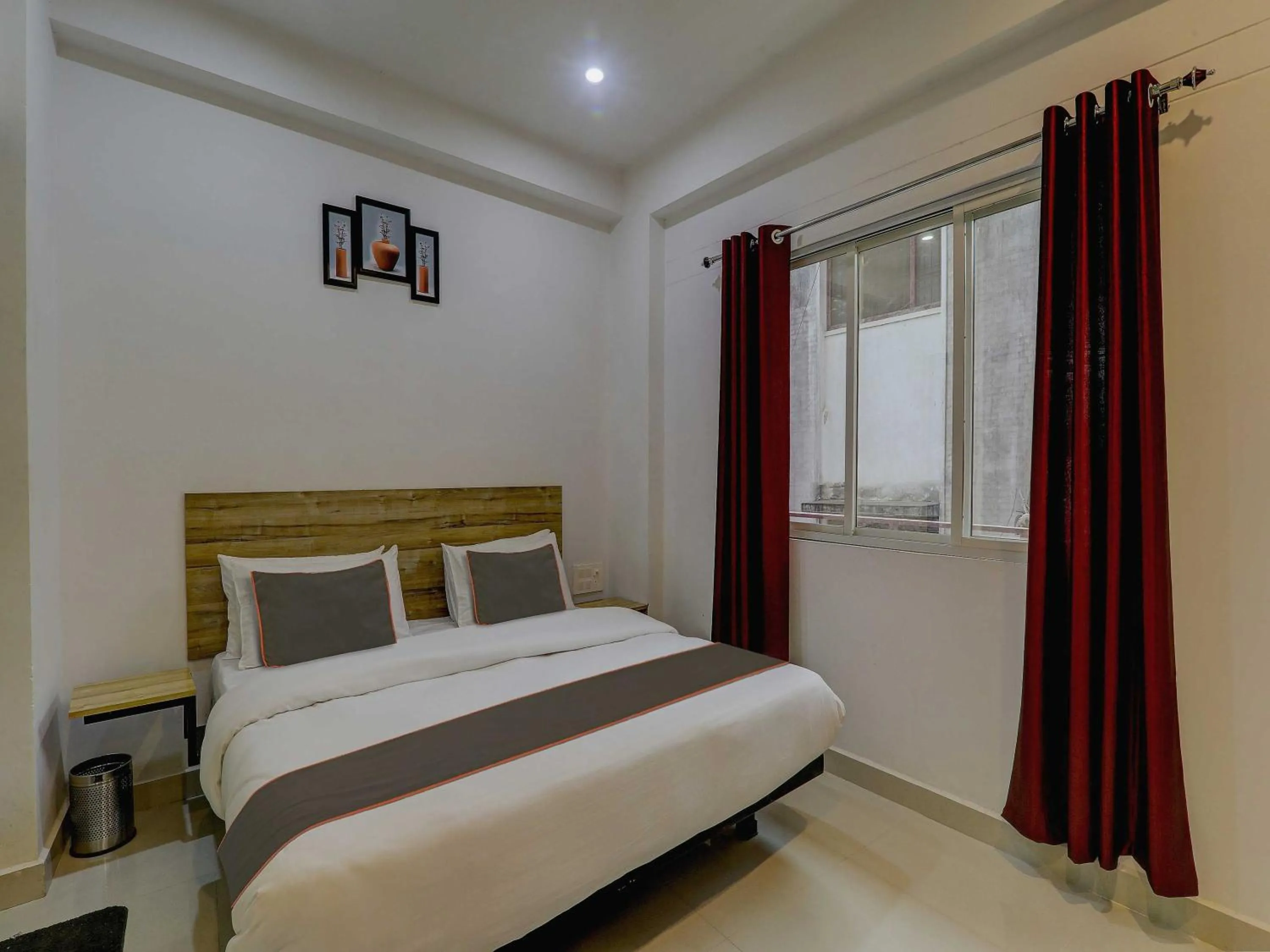 Bedroom, Bed in Super Collection O Paliwal's Paradise