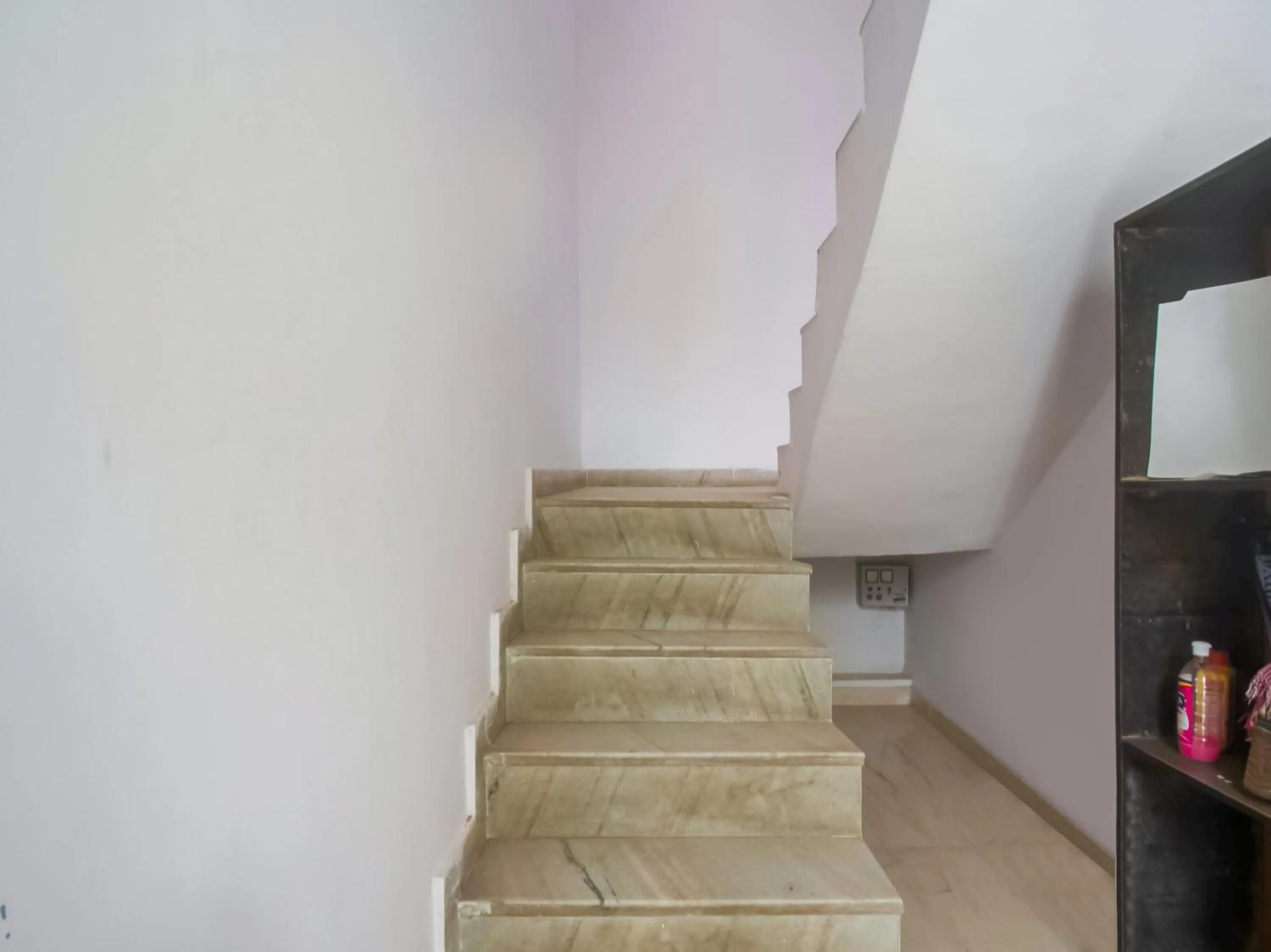 Lobby or reception in Hotel O The Grow Hotel Kanakpura Railway Station