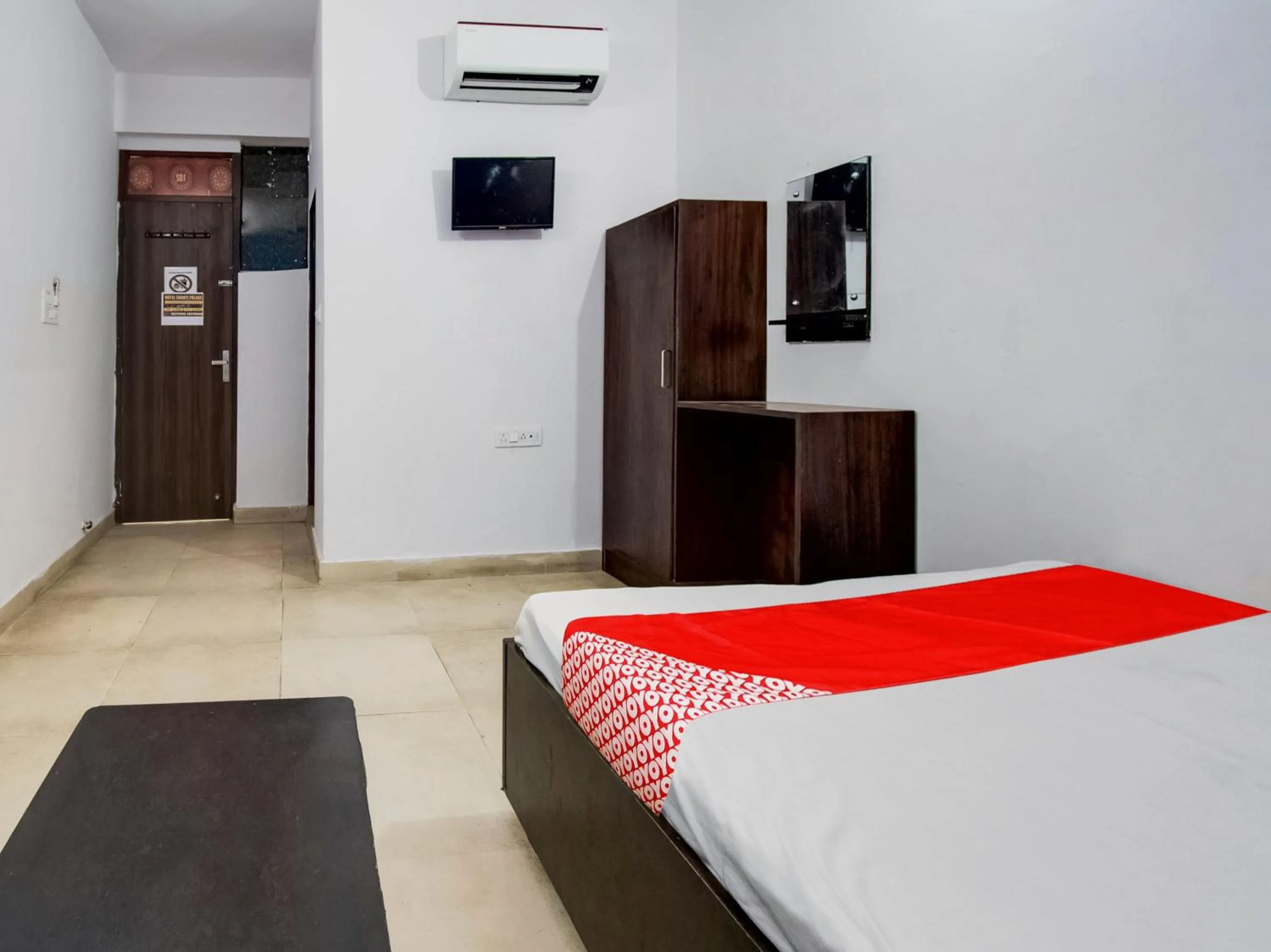 Bedroom, Bed in Hotel O The Grow Hotel Kanakpura Railway Station