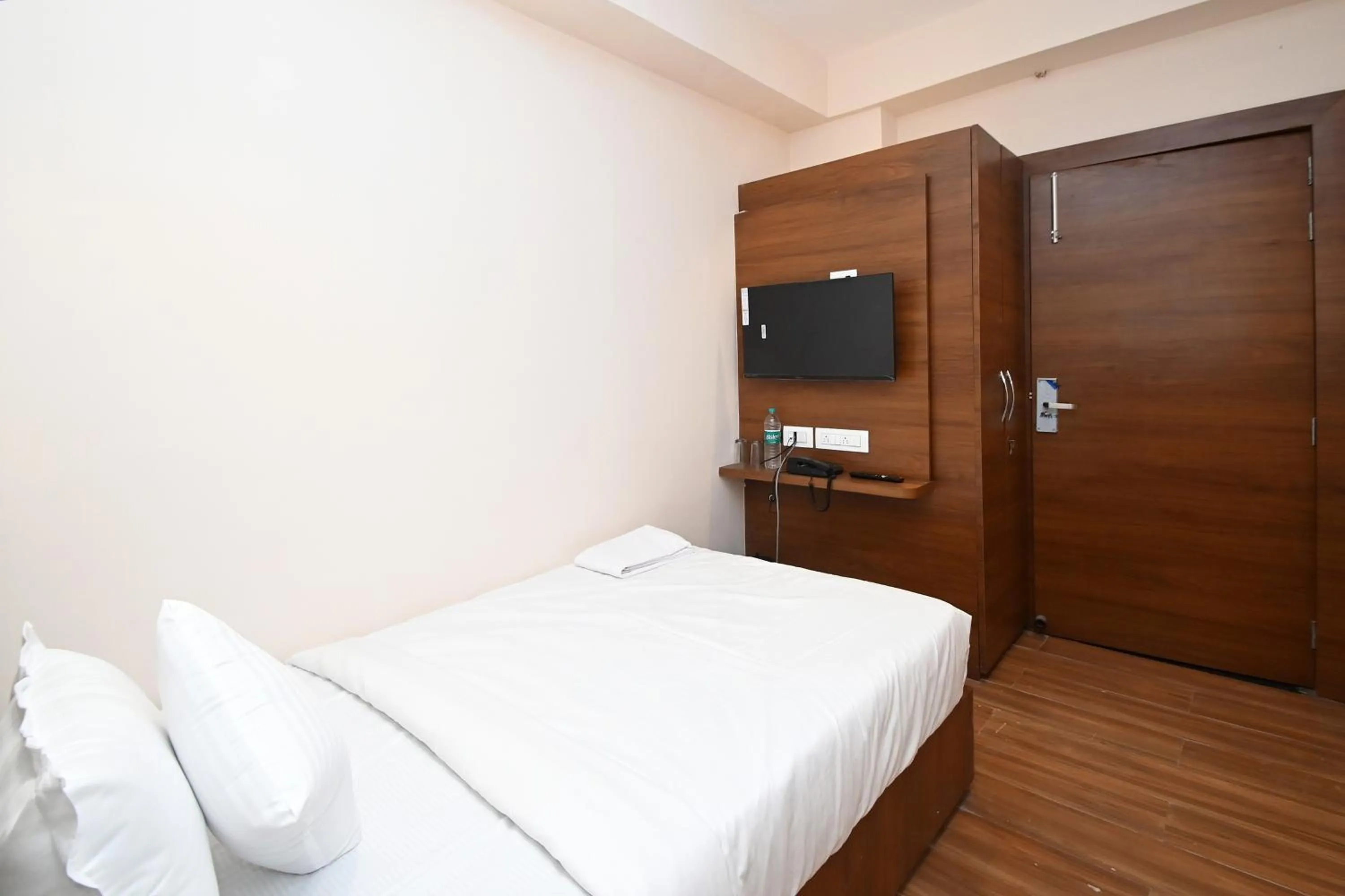 Bed in Hotel Blue Sapphire