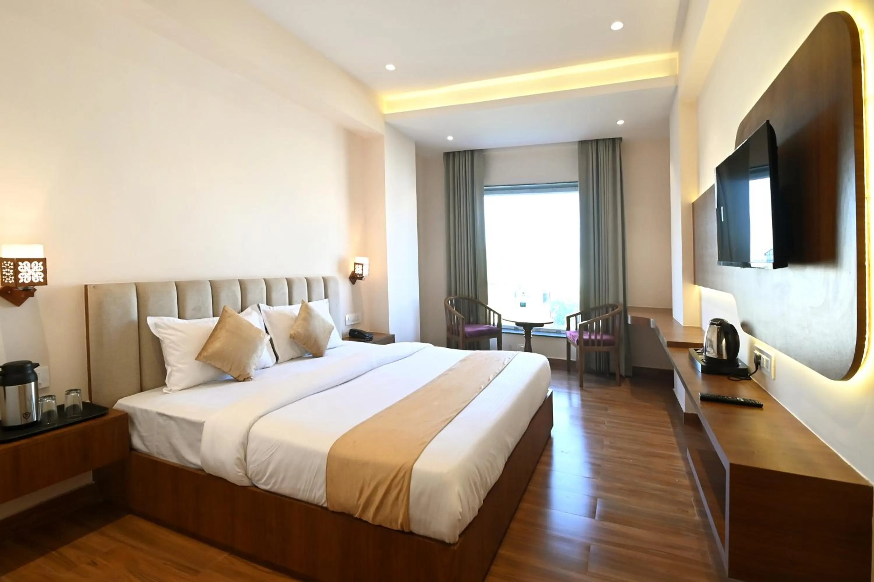 Photo of the whole room, Bed in Hotel Blue Sapphire