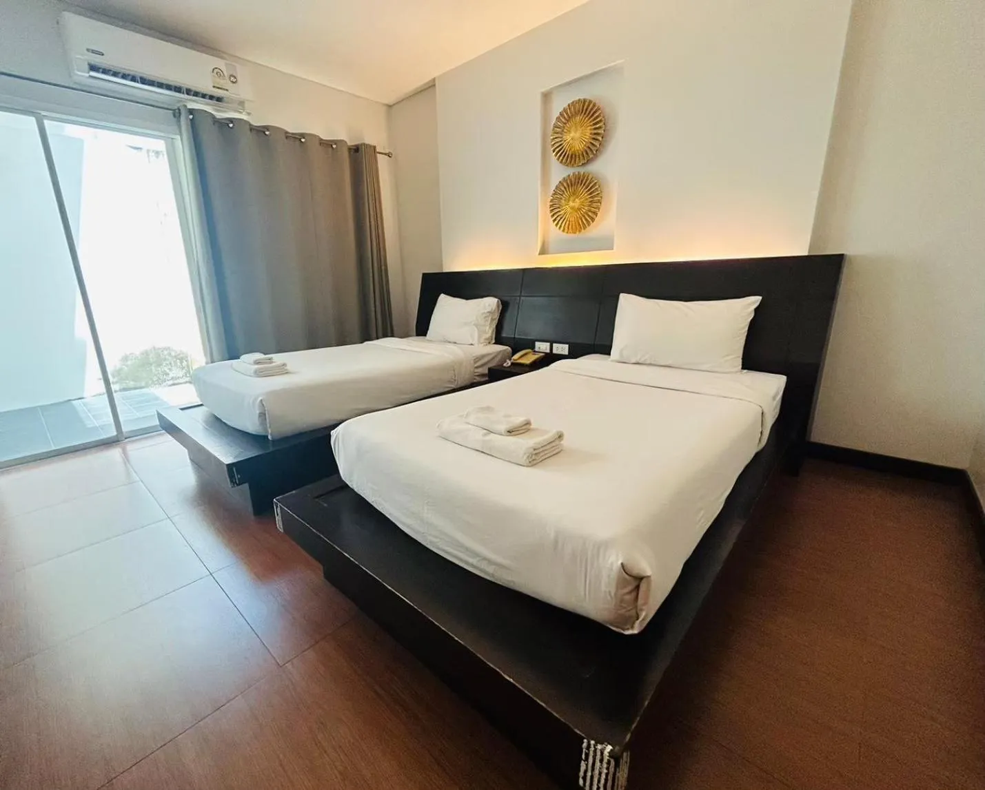 Bed in โรงแรม ดิ โอวาเล่ย์ [The O Valley Boutique Hotel]