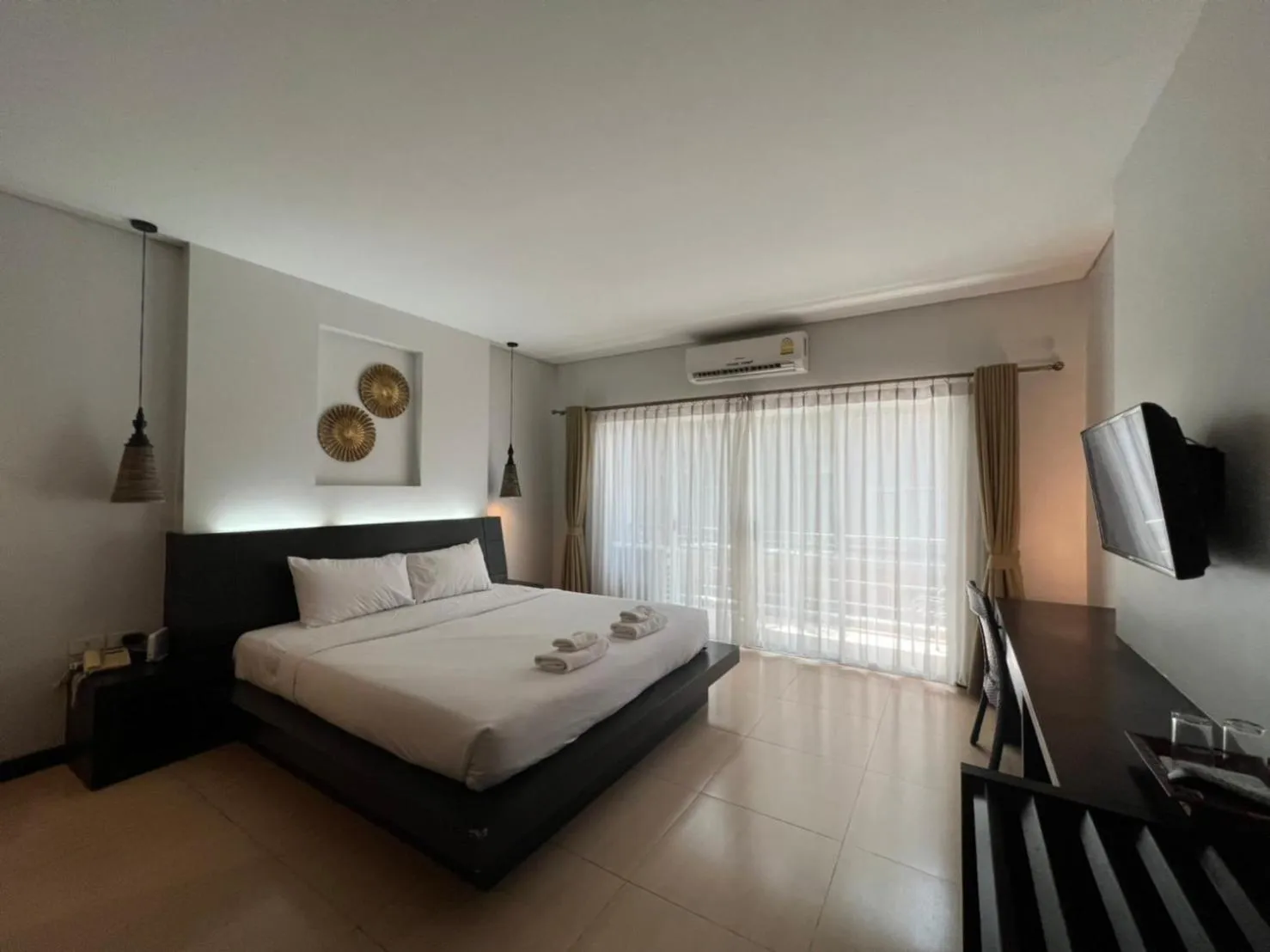 Bed in โรงแรม ดิ โอวาเล่ย์ [The O Valley Boutique Hotel]