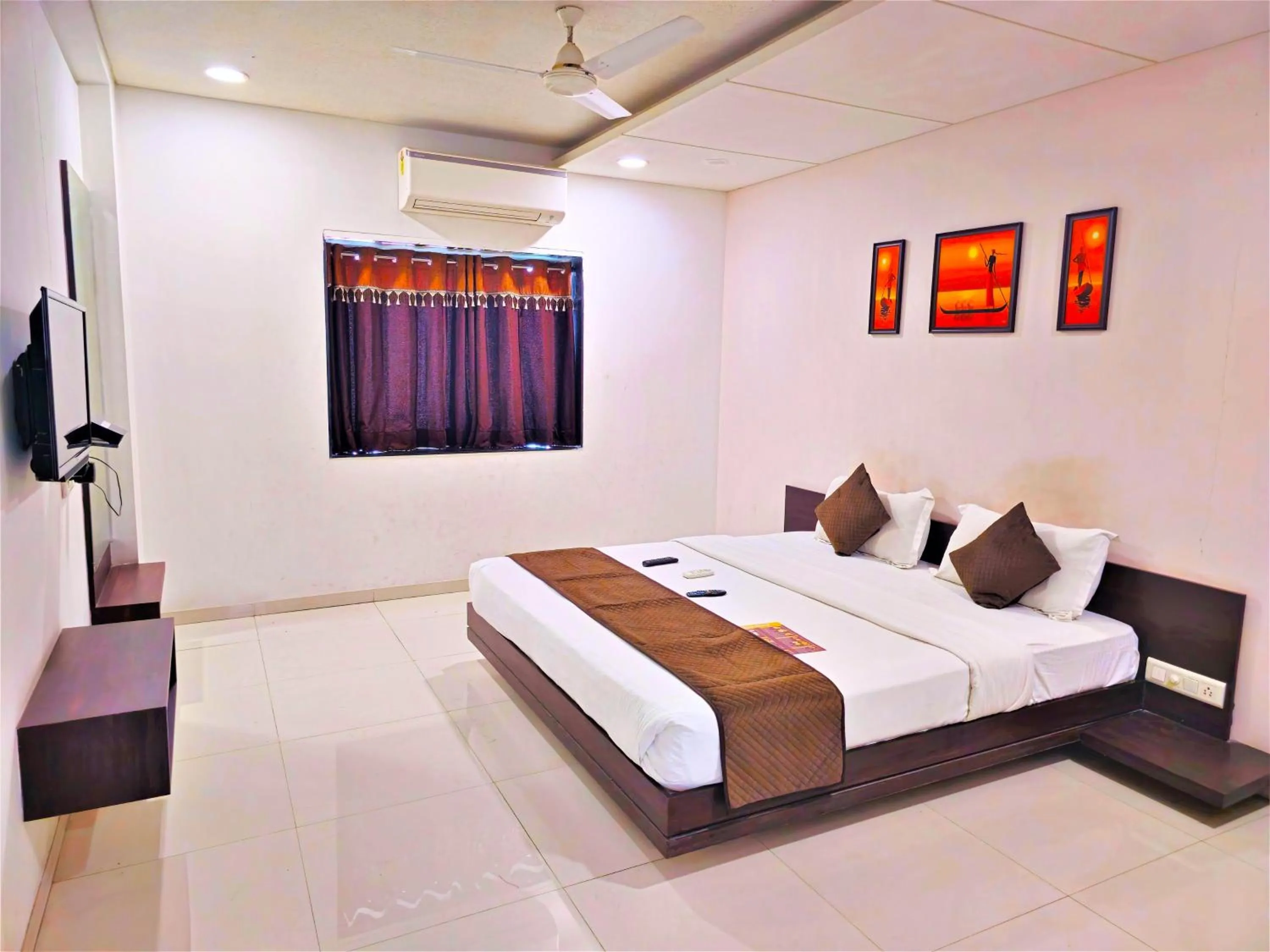 Bed in The Grand Rio