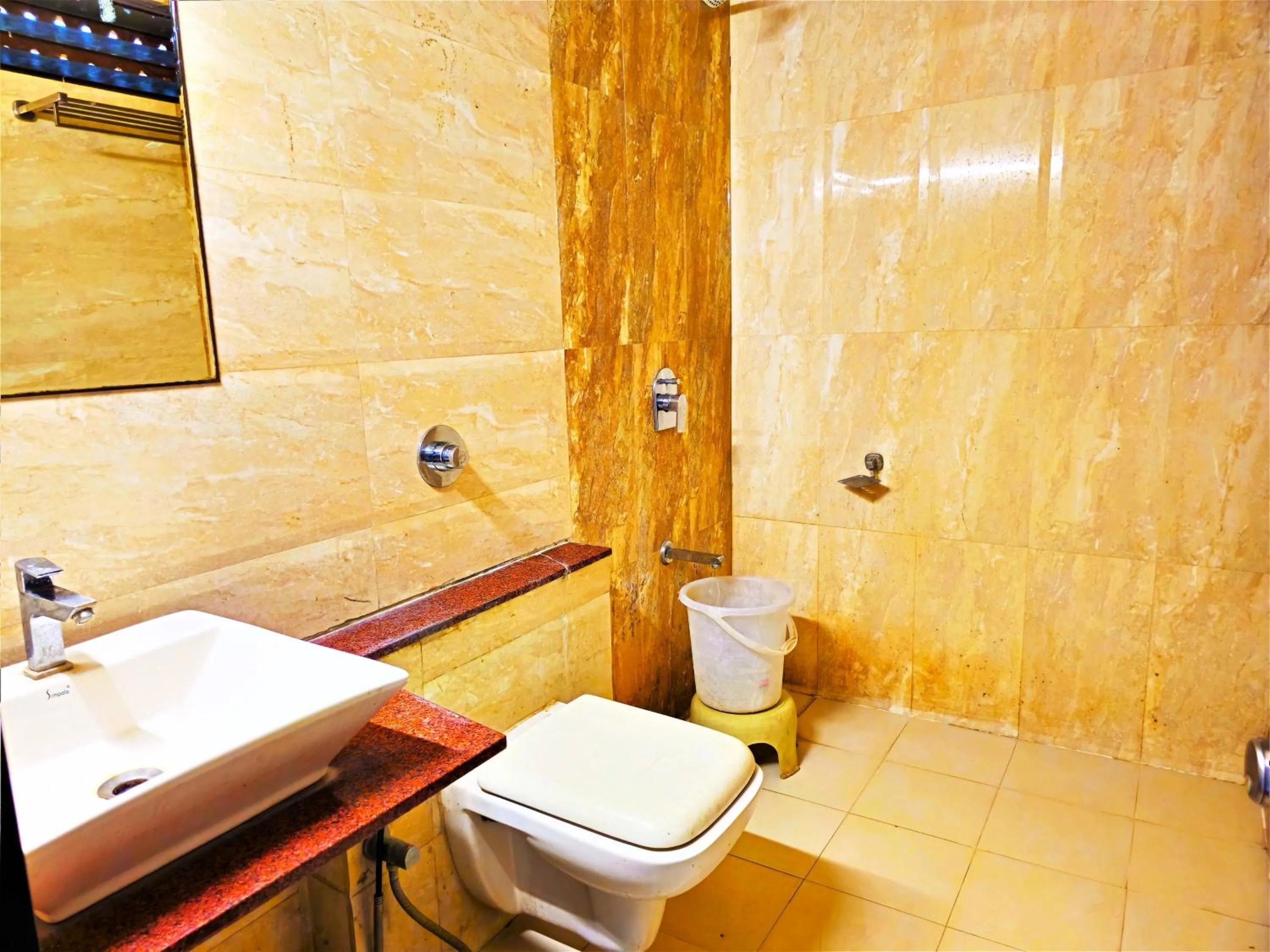 Shower in The Grand Rio