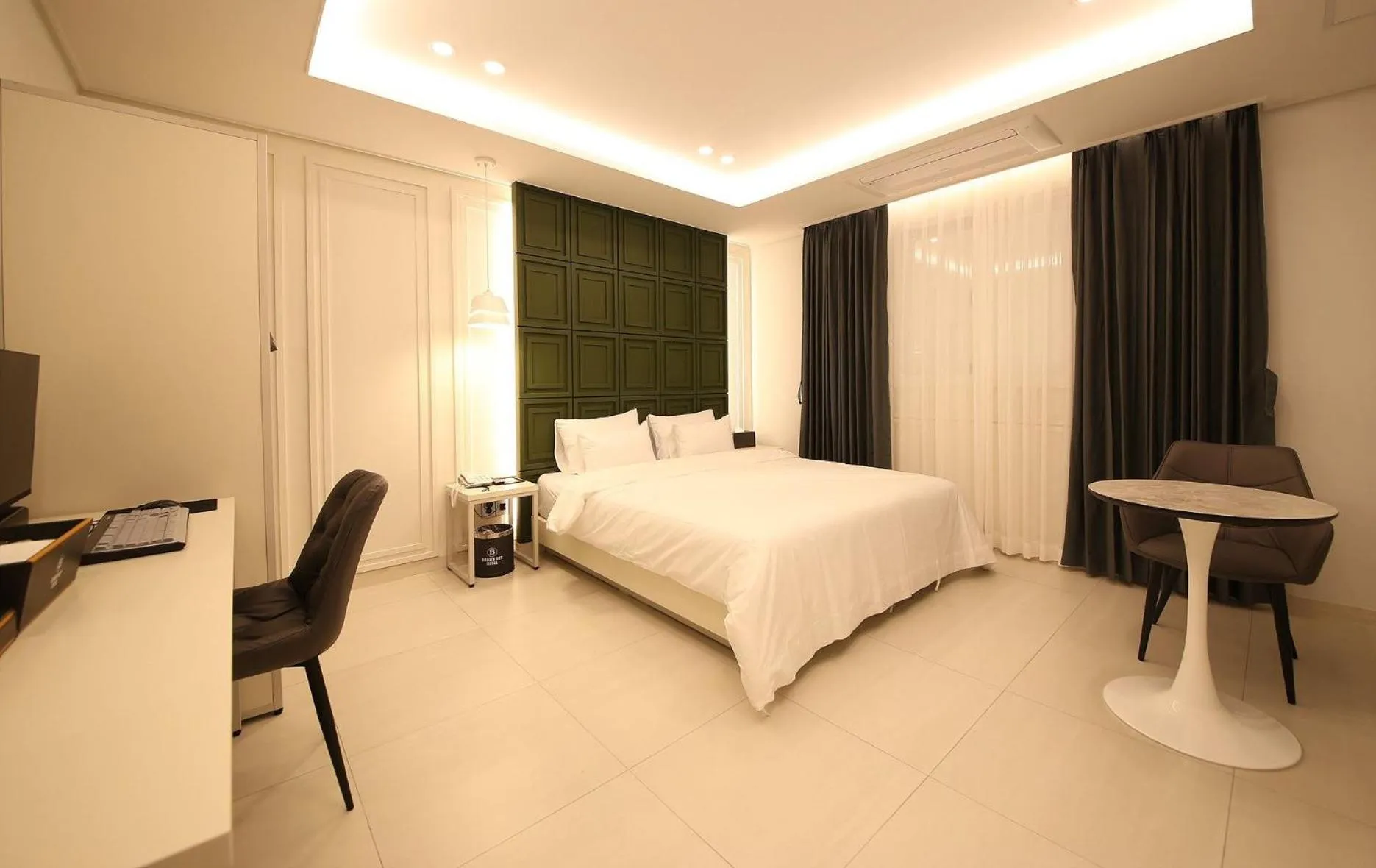 Bed in Brown Dot Hotel Sinan