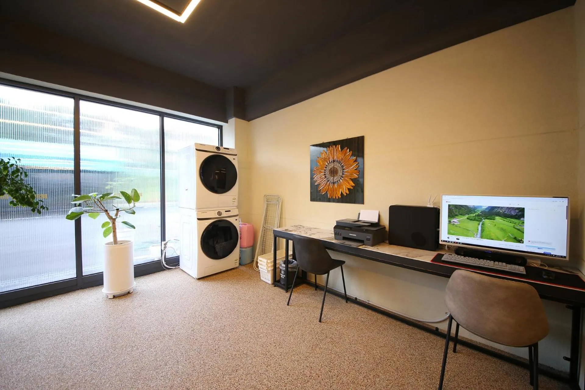 Property building in Brown Dot Hotel Sinan