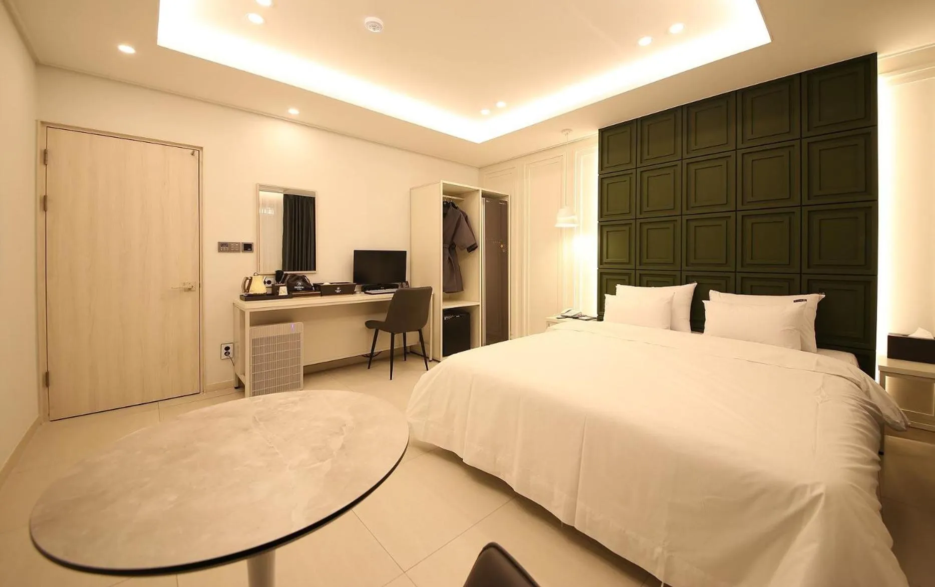 Bed in Brown Dot Hotel Sinan