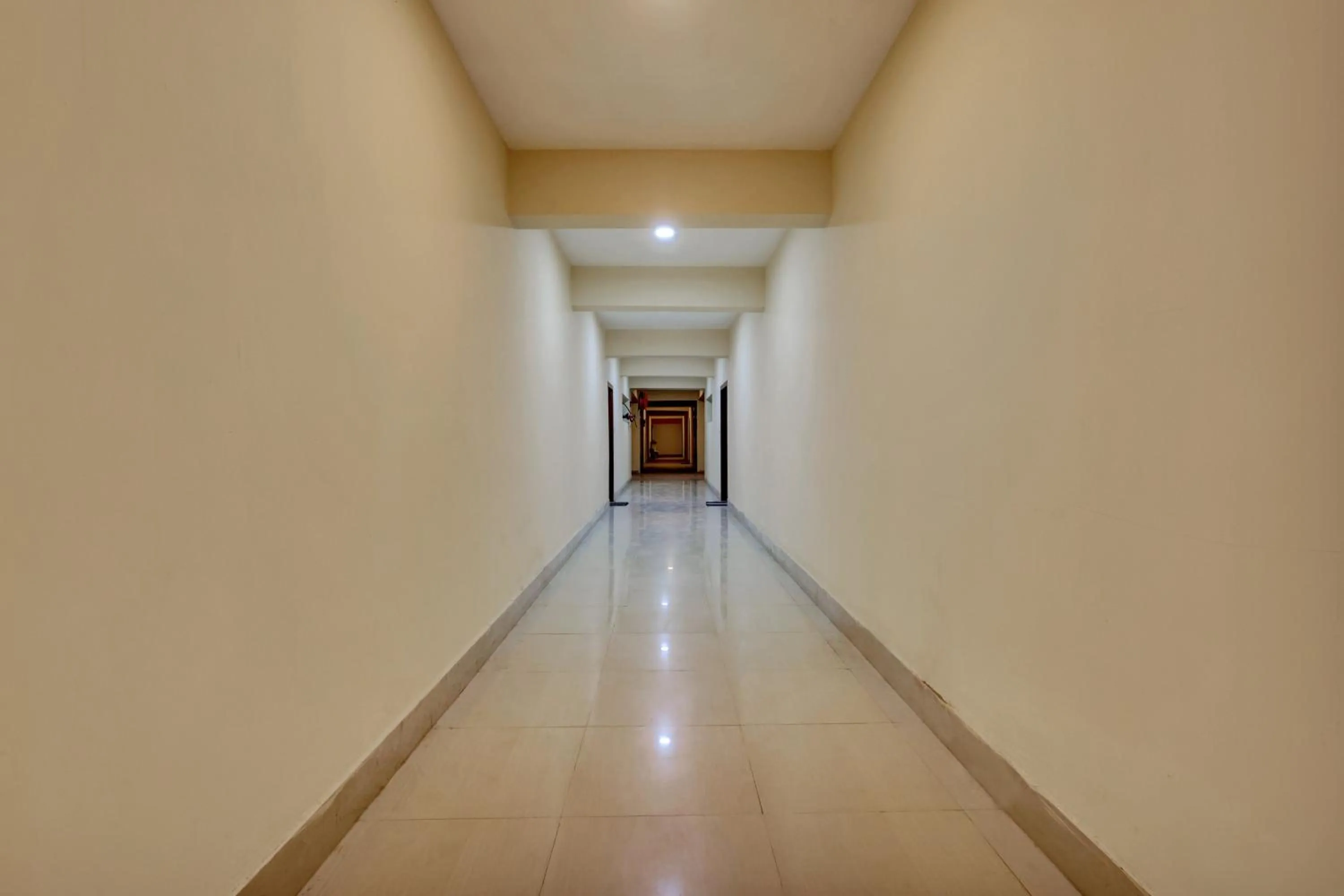 Lobby or reception in OYO Flagship Larica Green Valley