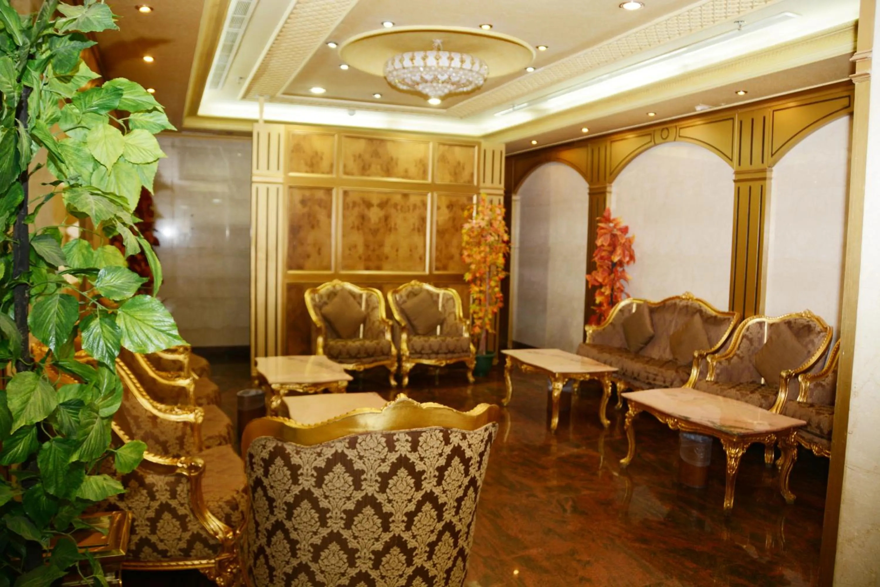 Lobby or reception in Anwar Al Deafah Hotel