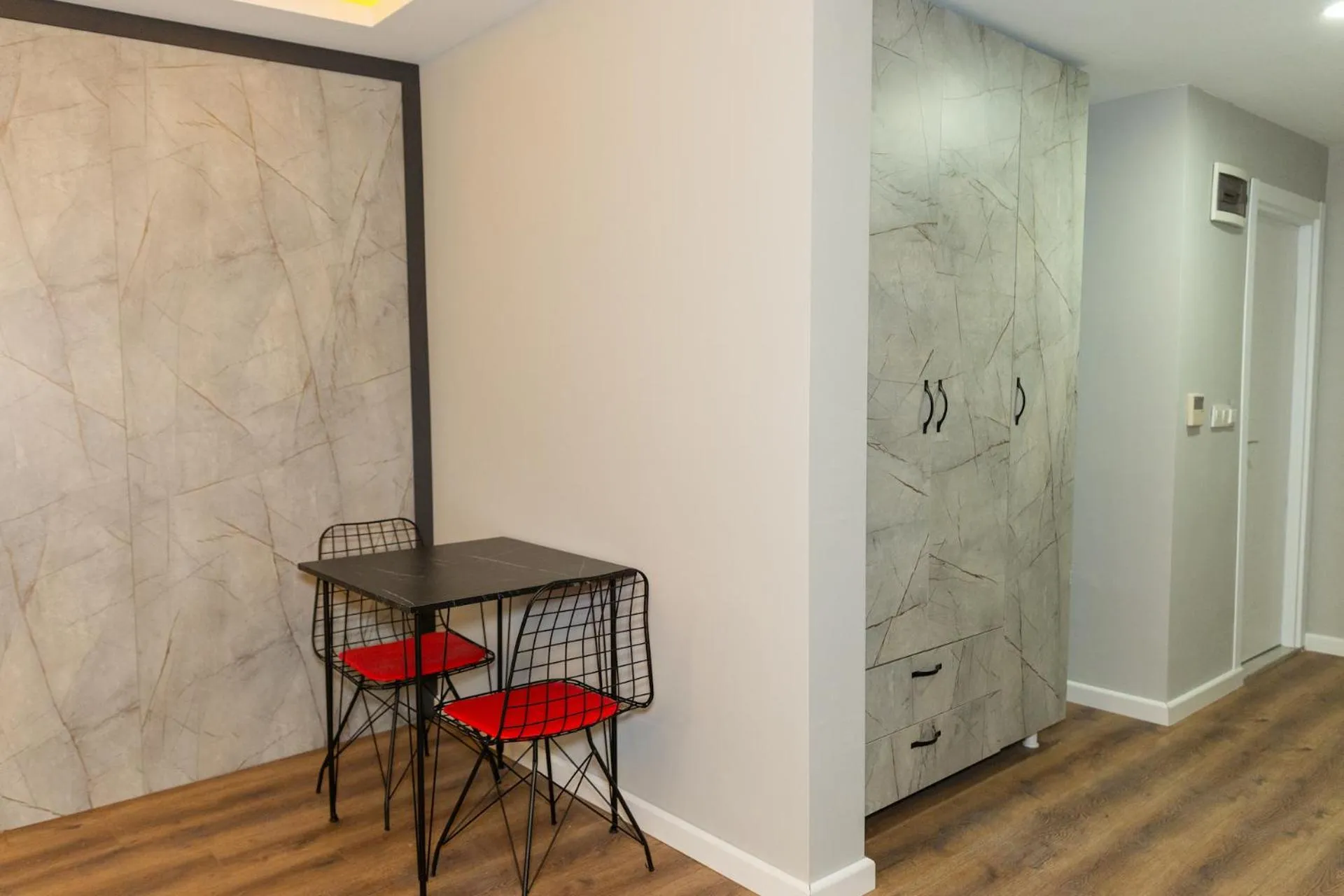 wardrobe in The Hera Business Hotels & Spa