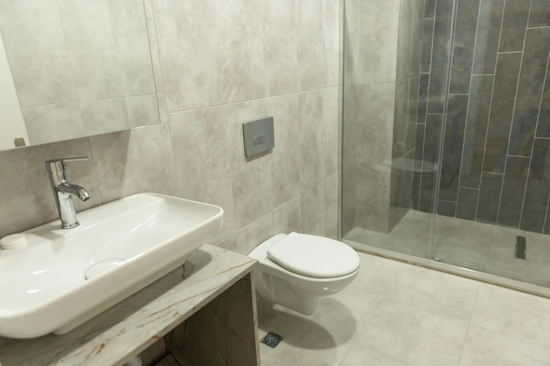 Shower in The Hera Business Hotels & Spa