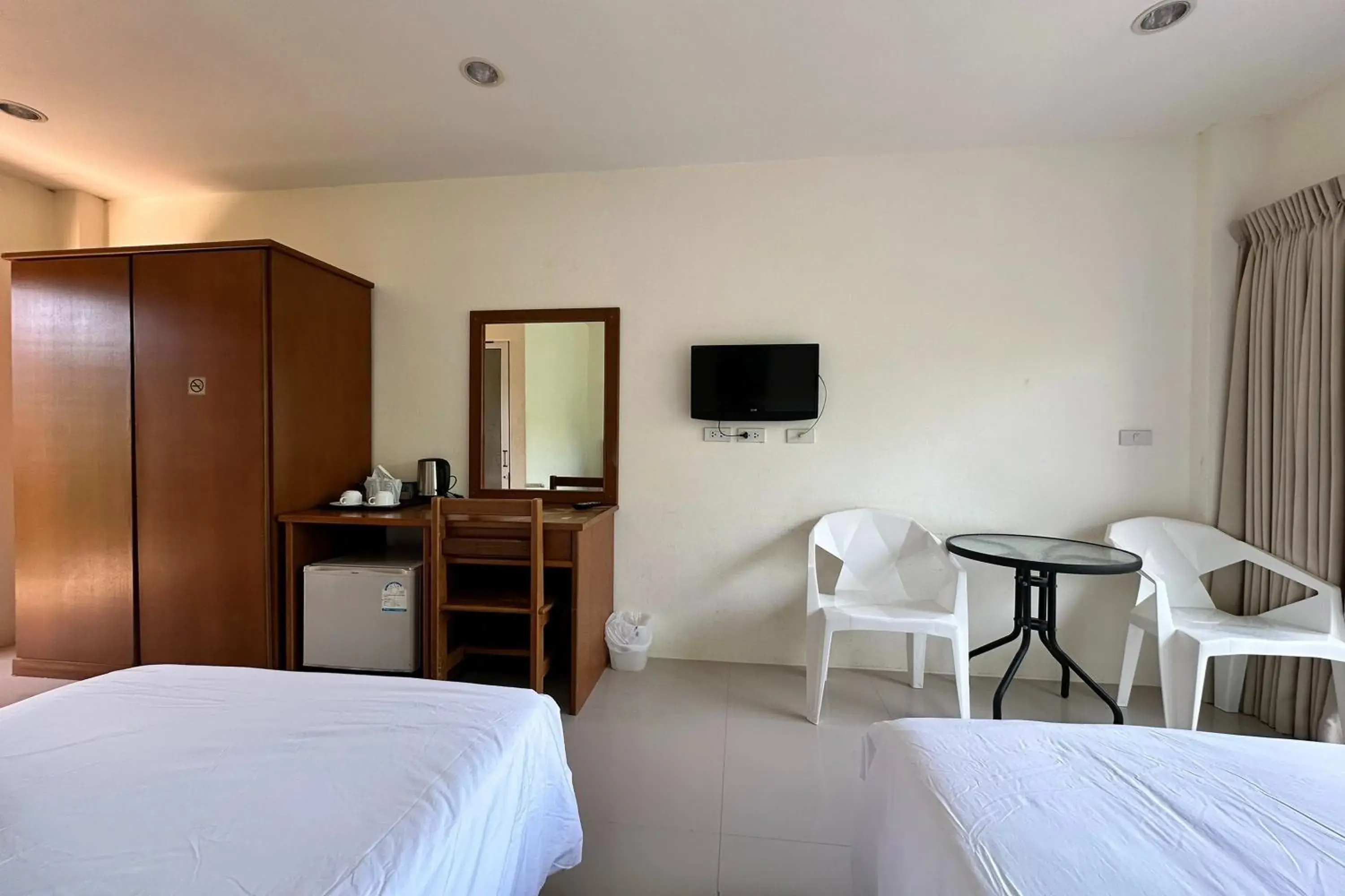 Twin Room in Choengmon Residence Twin Room in Choengmon Residence