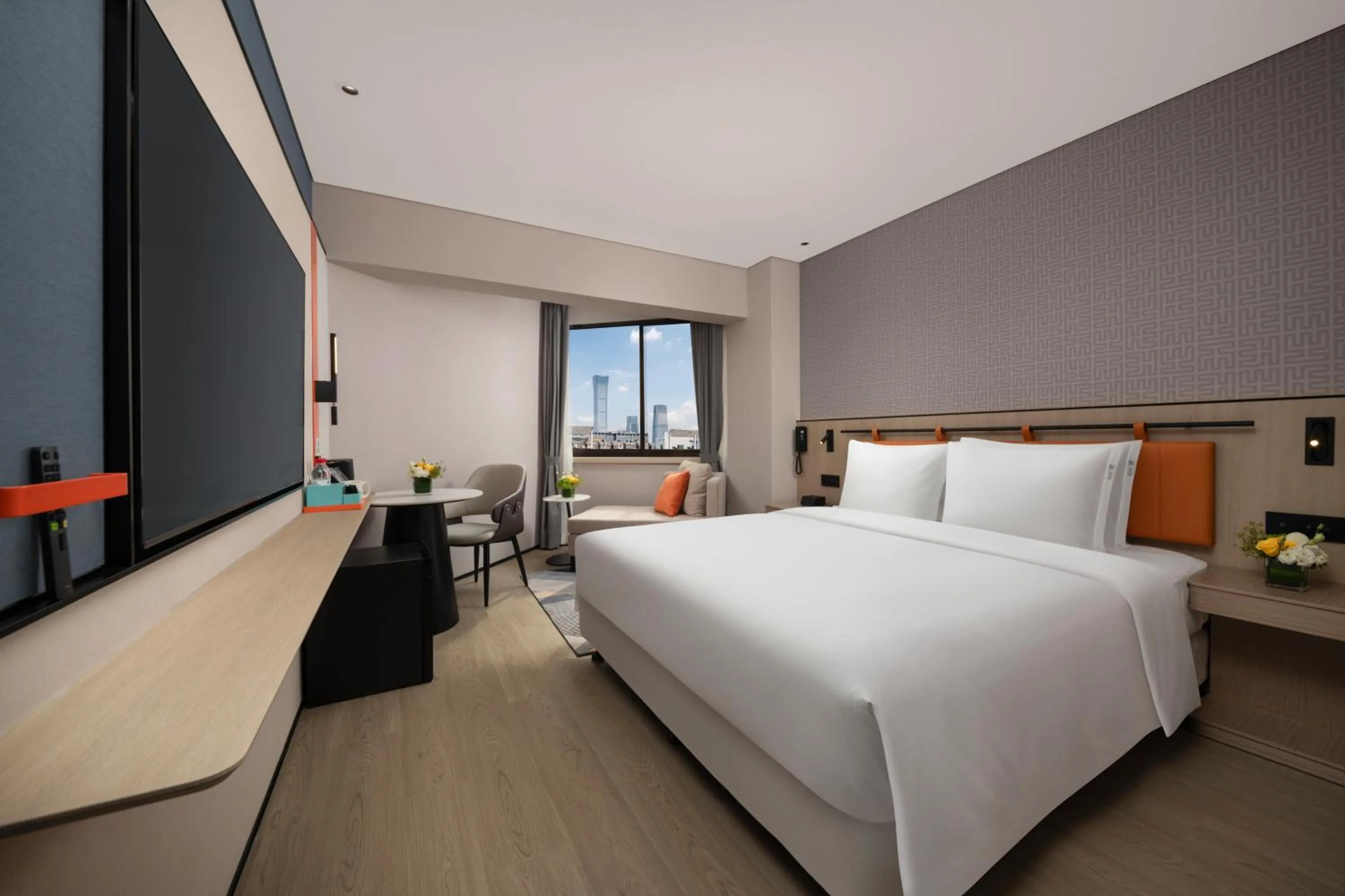 Photo of the whole room, Bed in Holiday Inn Express Beijing Downtown by IHG