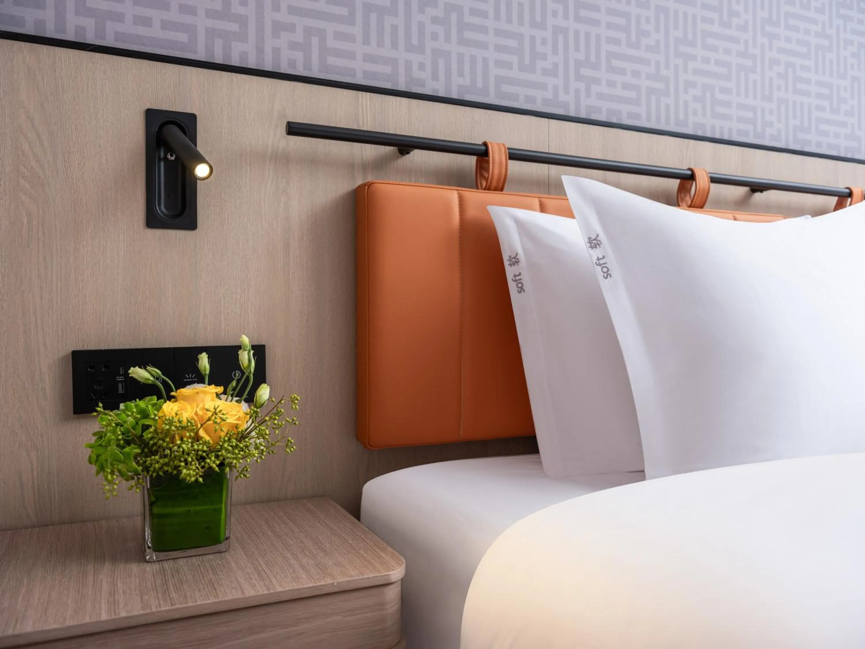 Photo of the whole room, Bed in Holiday Inn Express Beijing Downtown by IHG