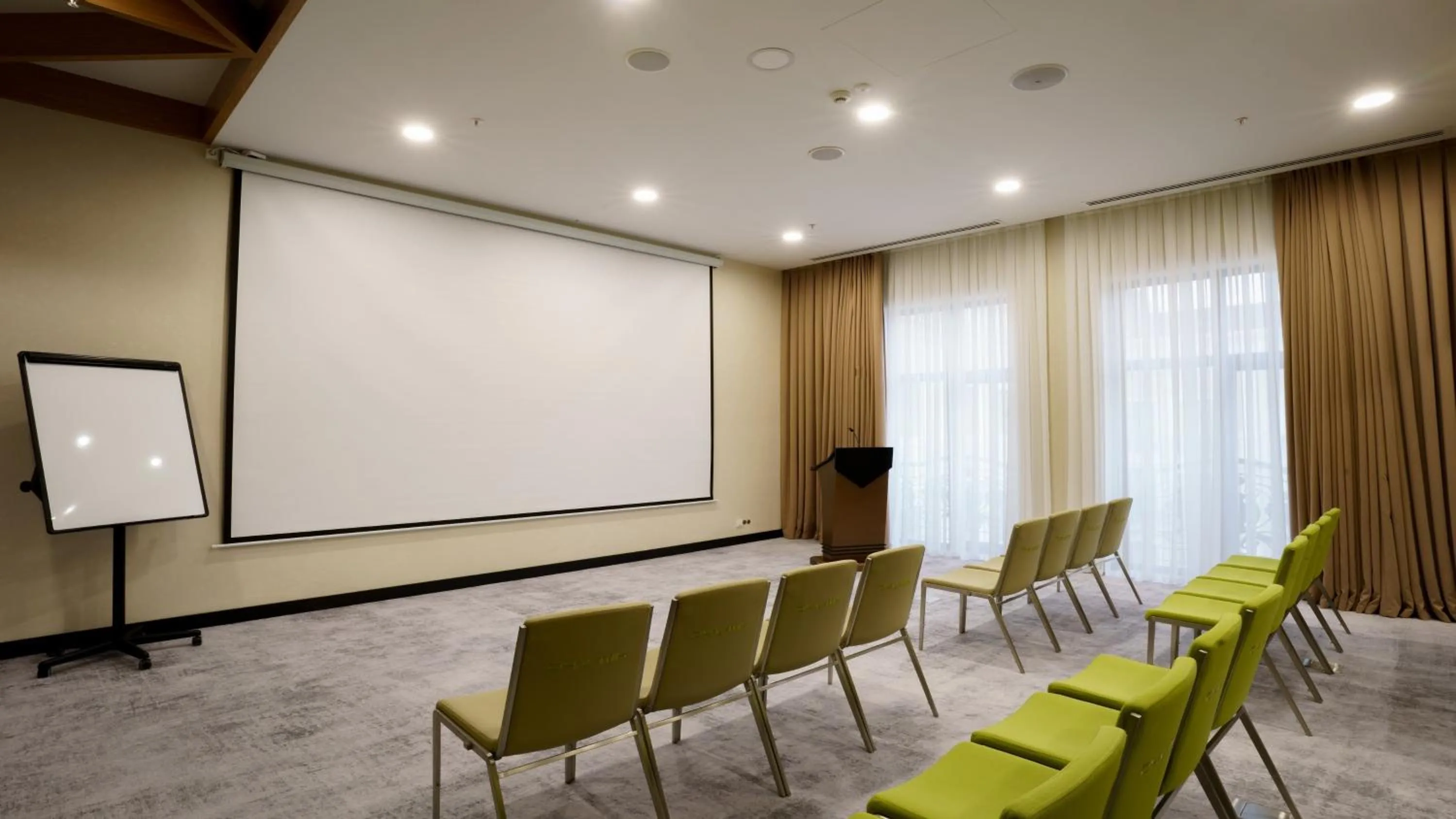 Meeting/conference room in Holiday Inn Tashkent City by IHG