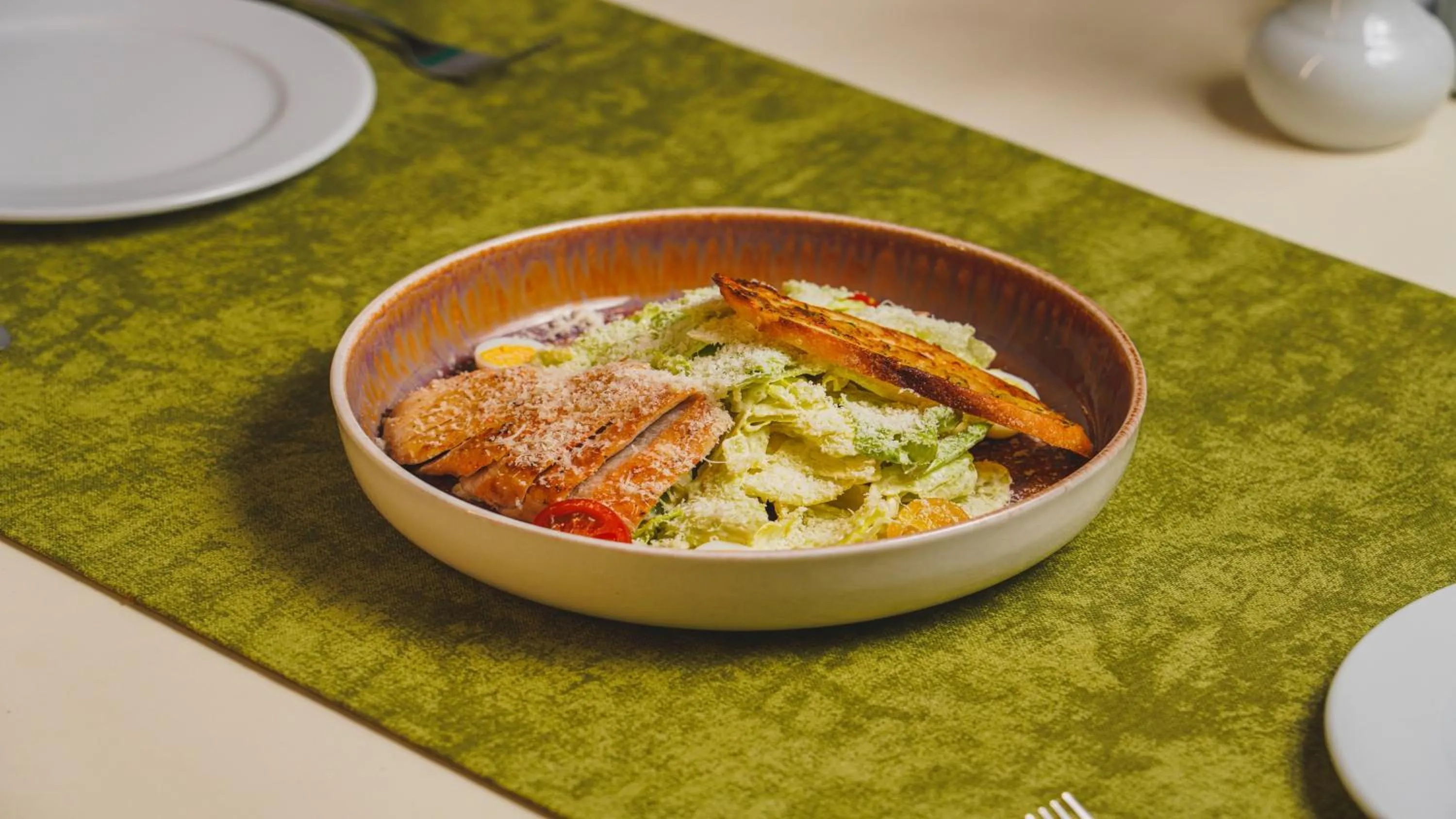 Restaurant/places to eat in Holiday Inn Tashkent City by IHG