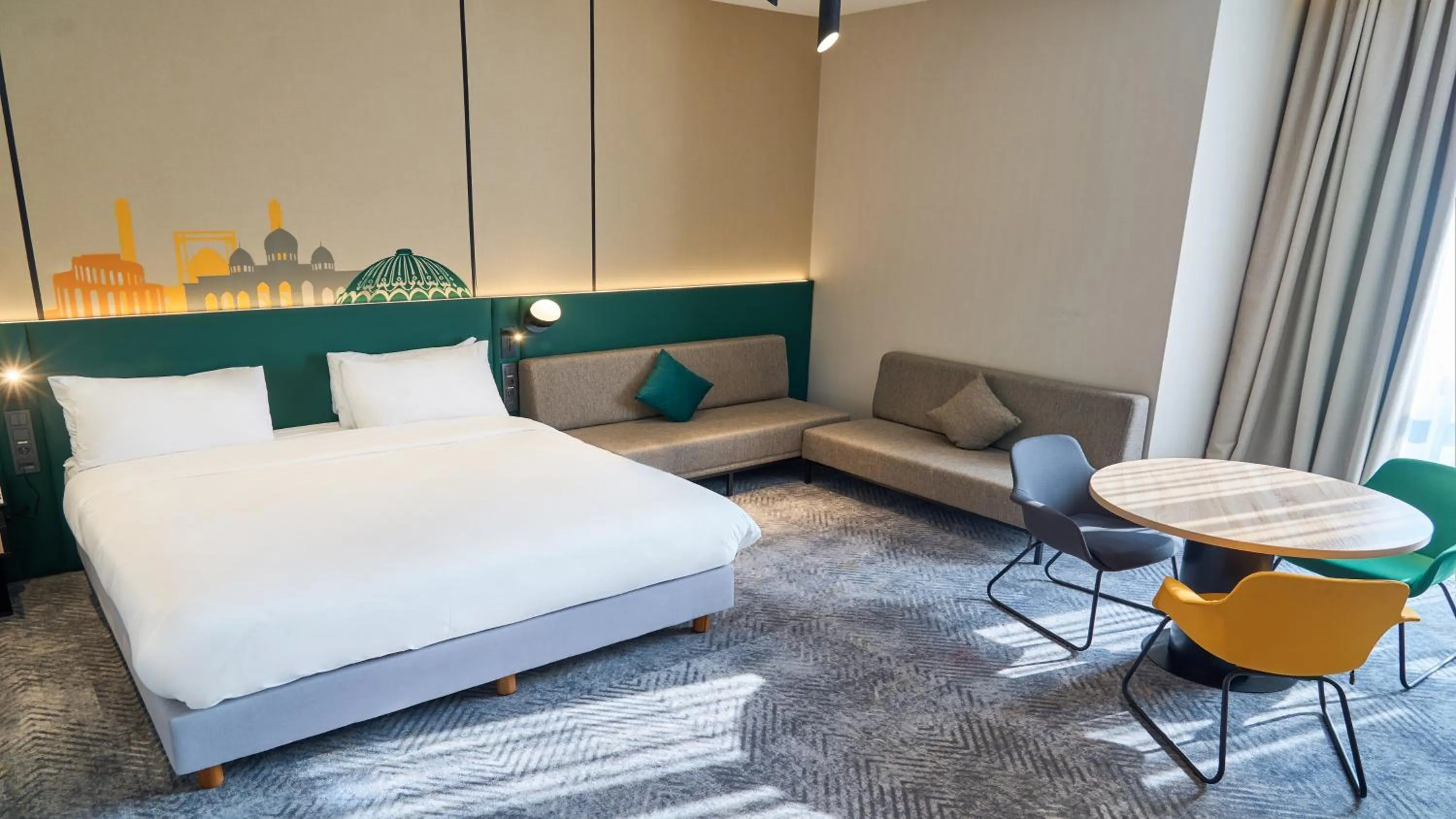 Photo of the whole room, Bed in Holiday Inn Tashkent City by IHG