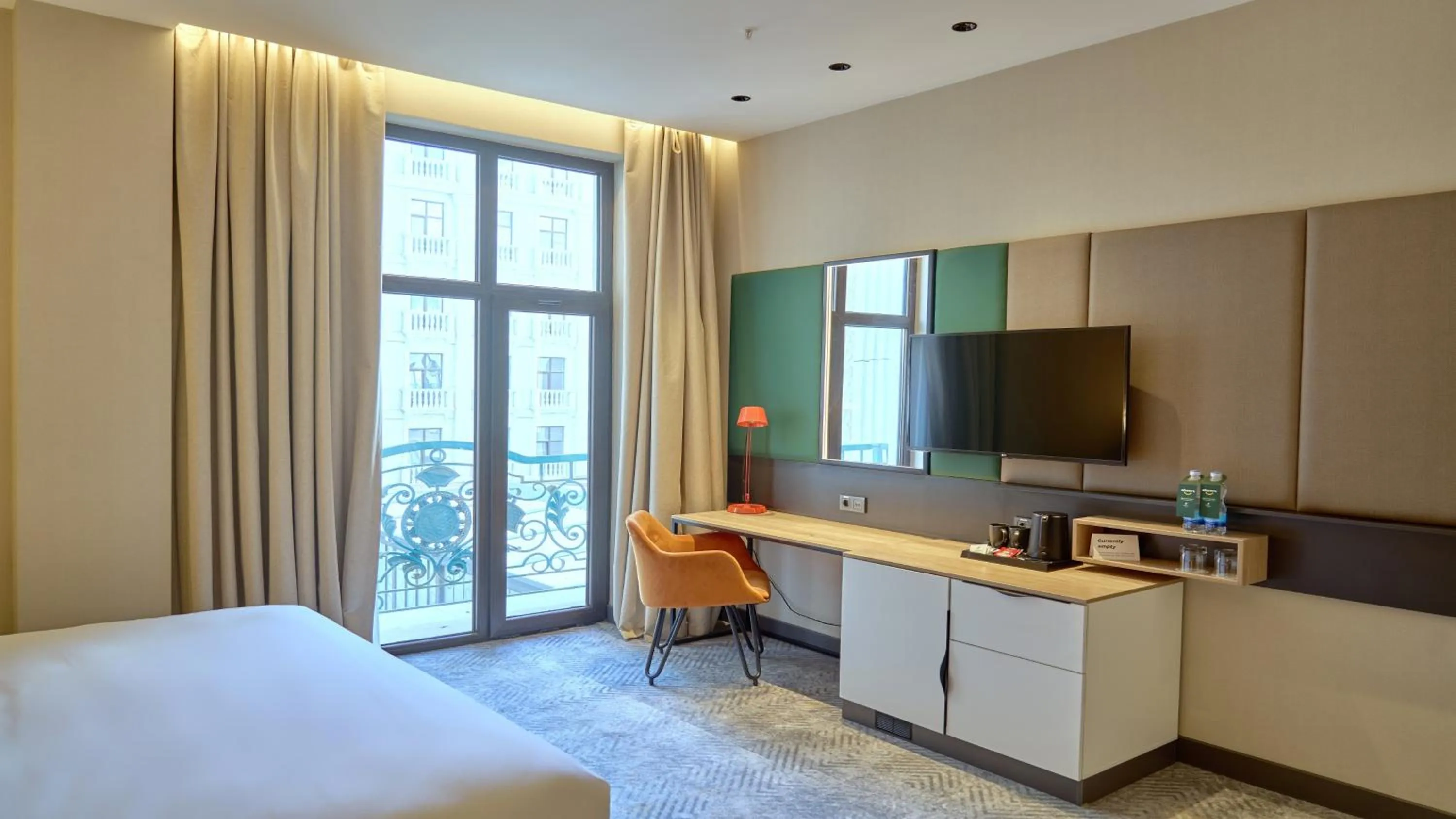 Facility for disabled guests, Bed in Holiday Inn Tashkent City by IHG