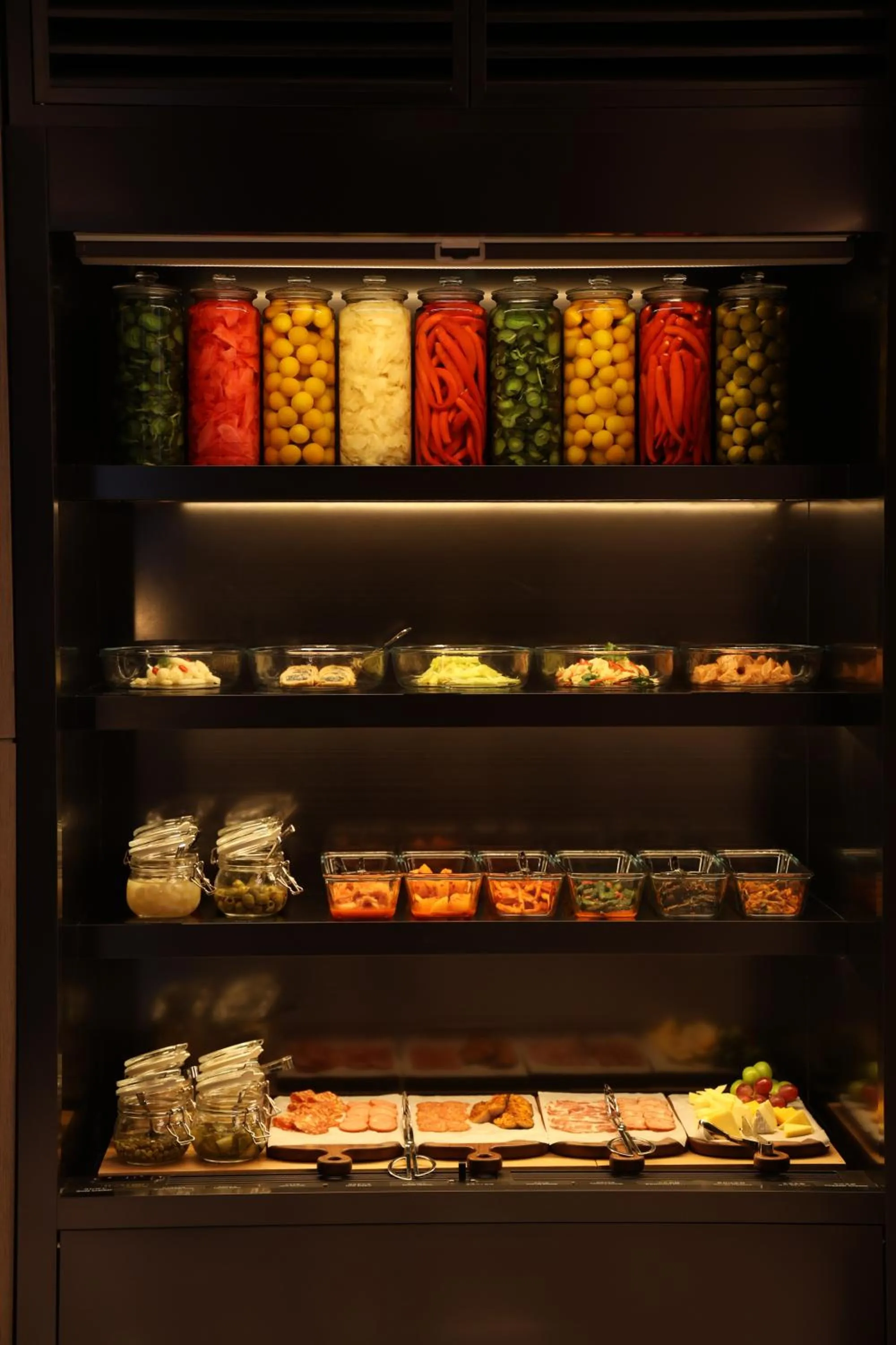 Buffet breakfast in Crowne Plaza Jinan Runhua by IHG