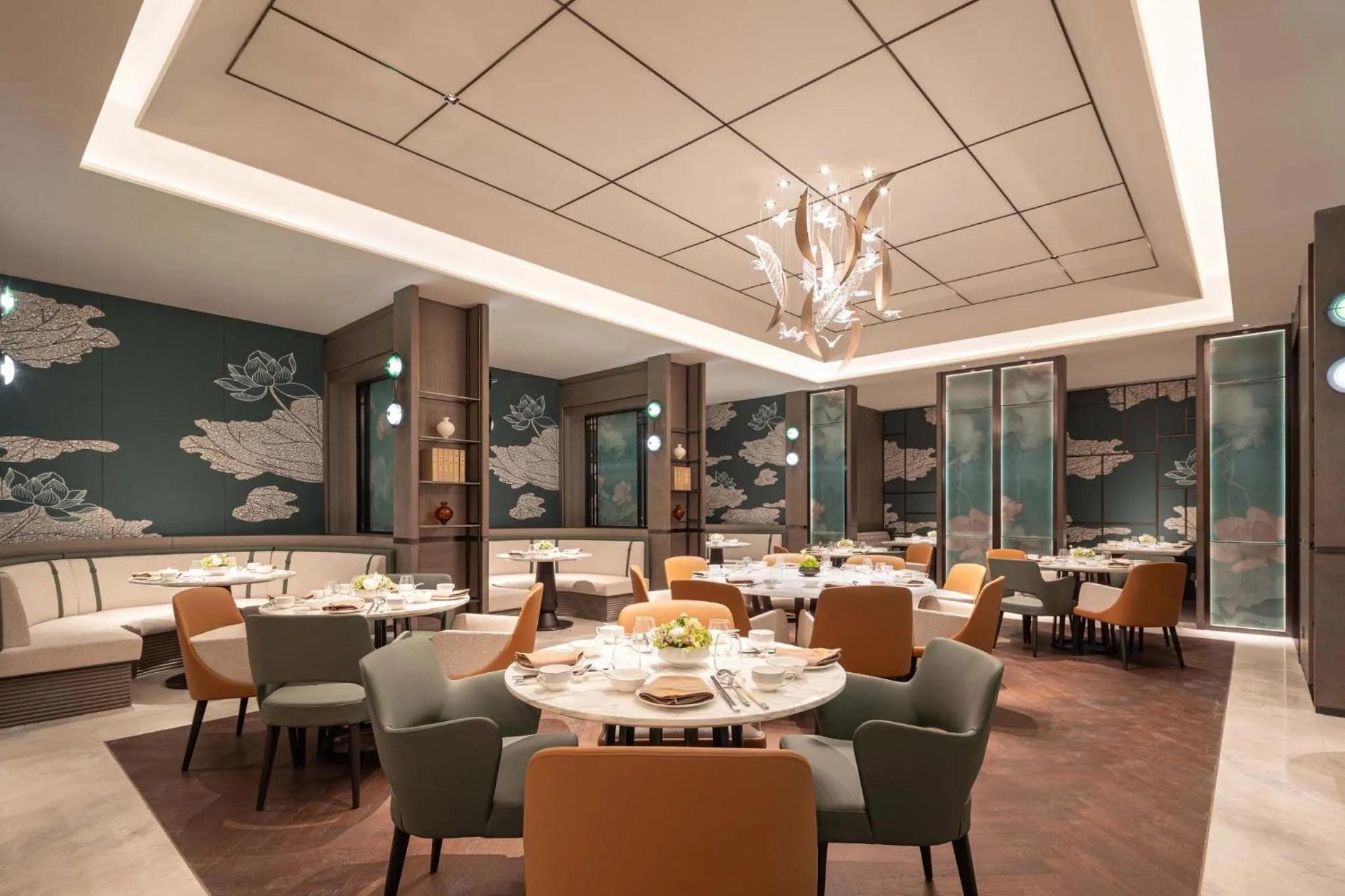 Restaurant/places to eat in Crowne Plaza Jinan Runhua by IHG
