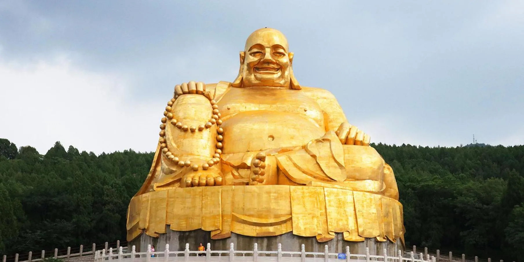 Nearby landmark in Crowne Plaza Jinan Runhua by IHG