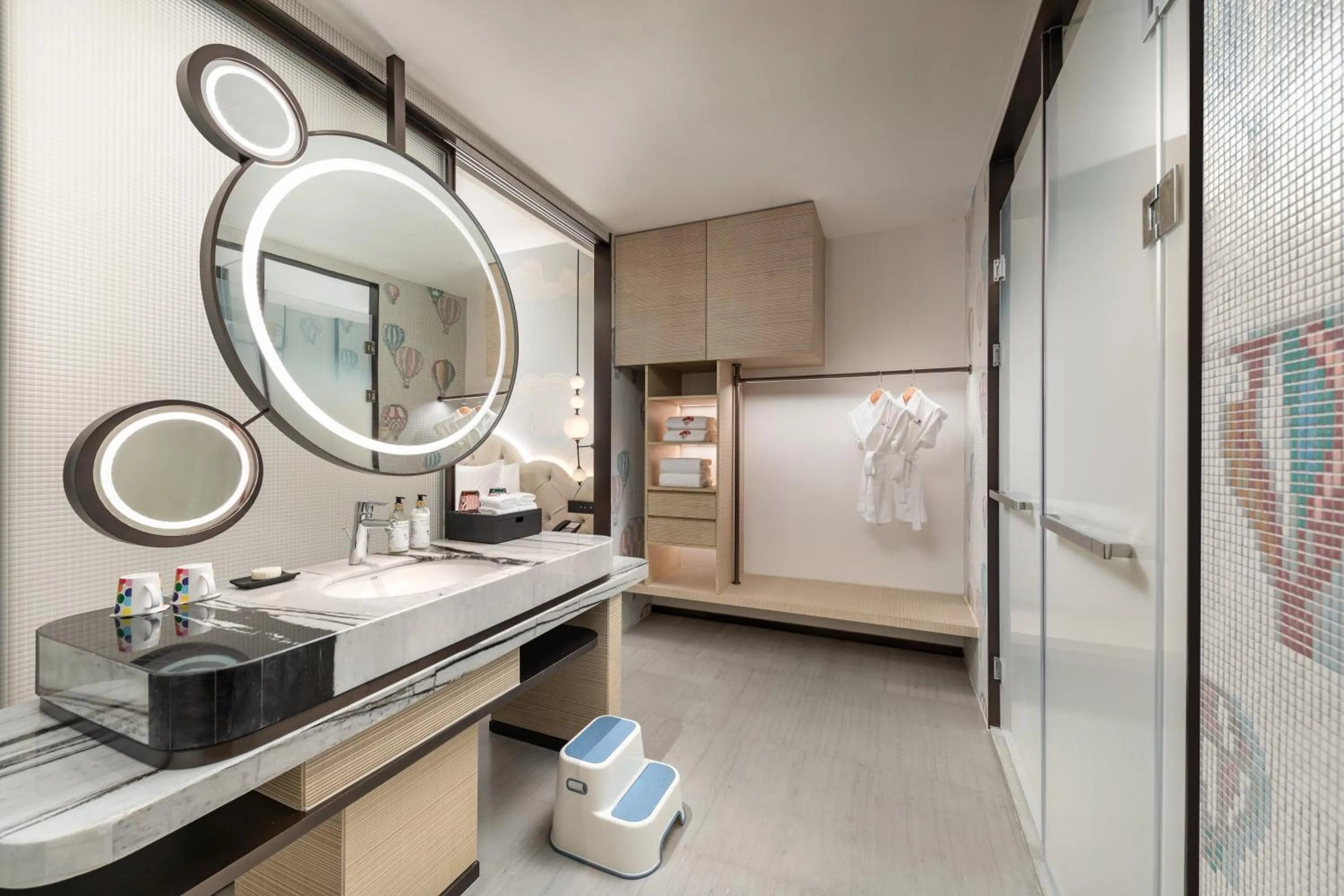 Bathroom in HUALUXE Sanya Yalong Bay Resort